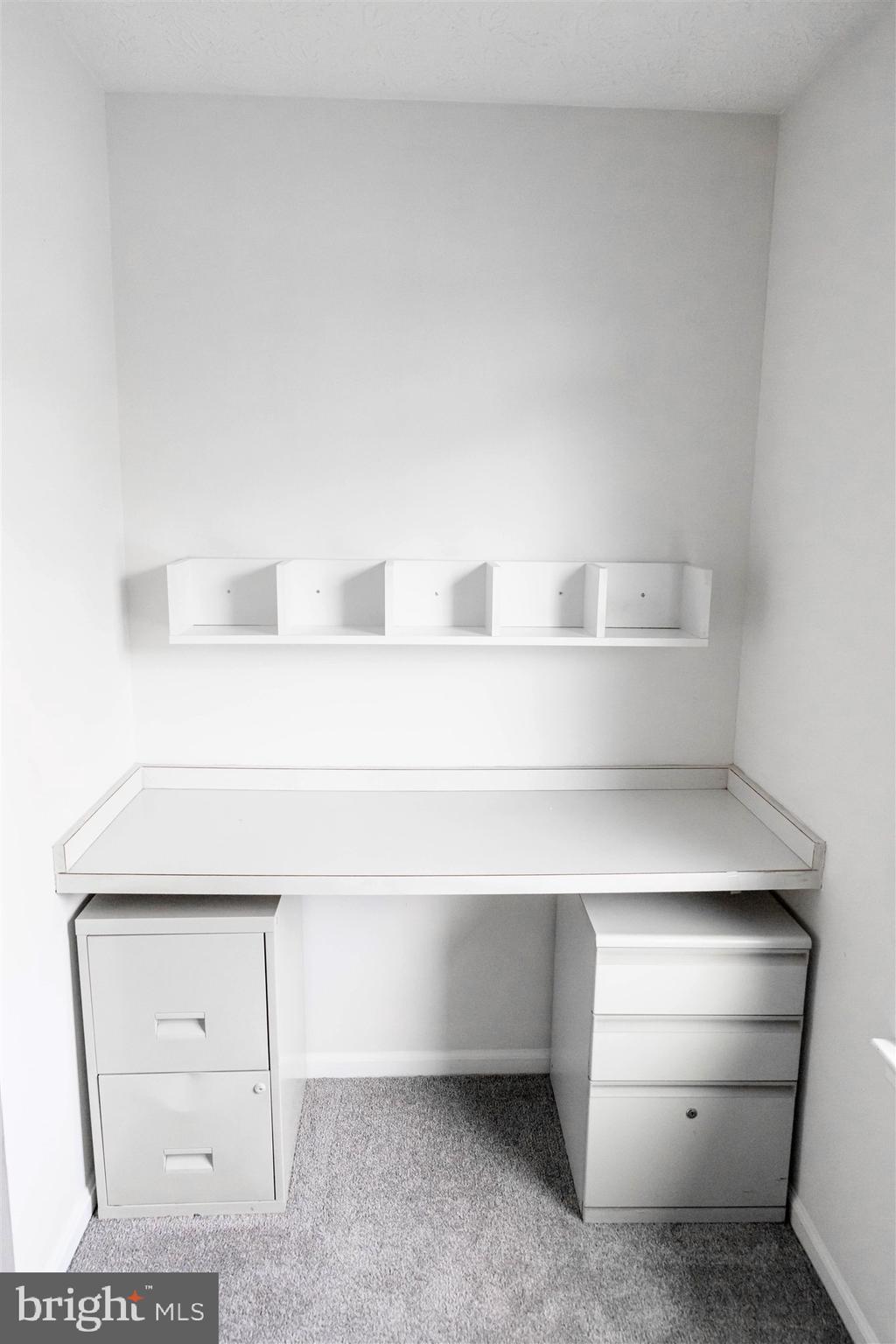 PINEDALE WOODS - Residential