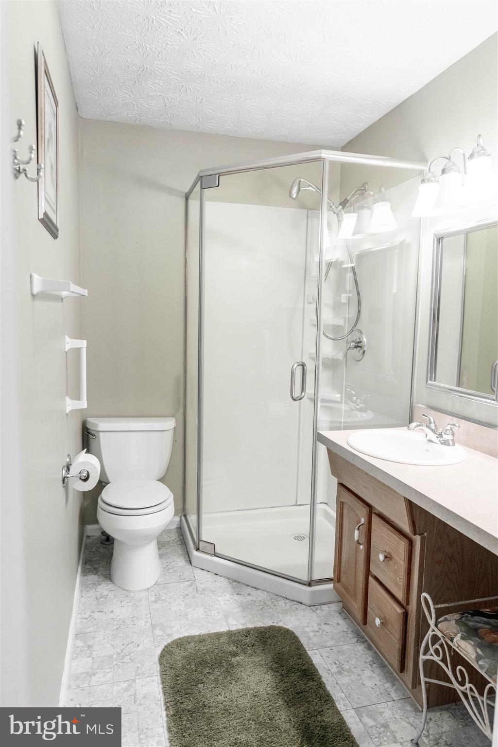 PINEDALE WOODS - Residential