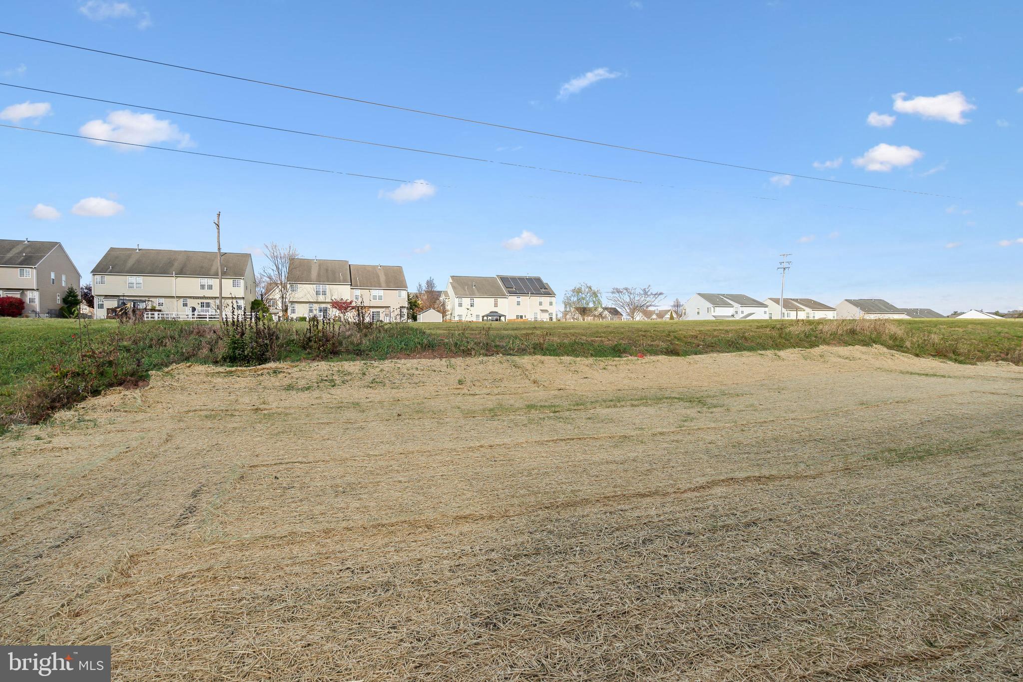 KINGS COURT AT BROWNSTONE - Residential