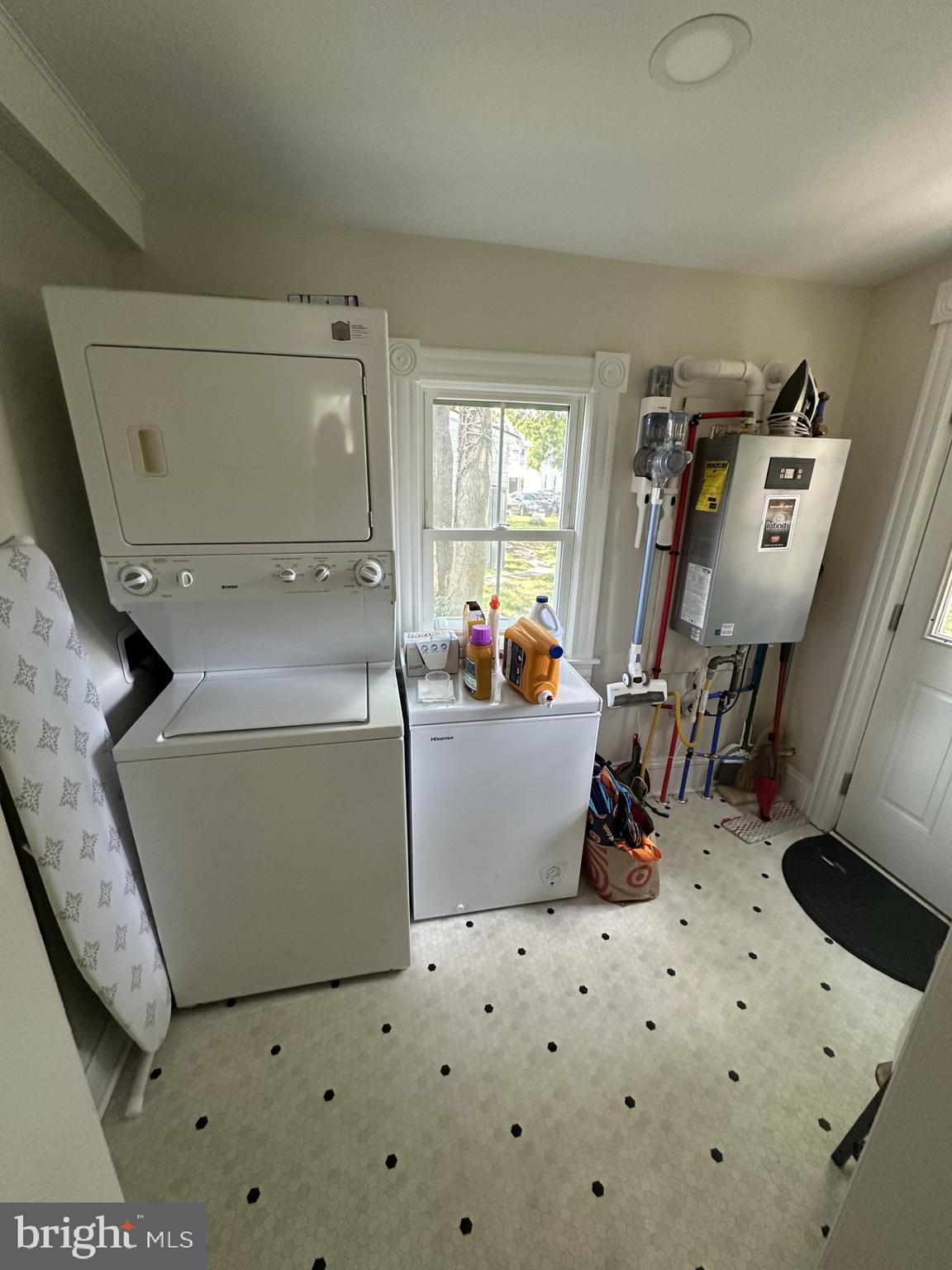 WEST END HISTORIC DISTRICT - Residential Lease