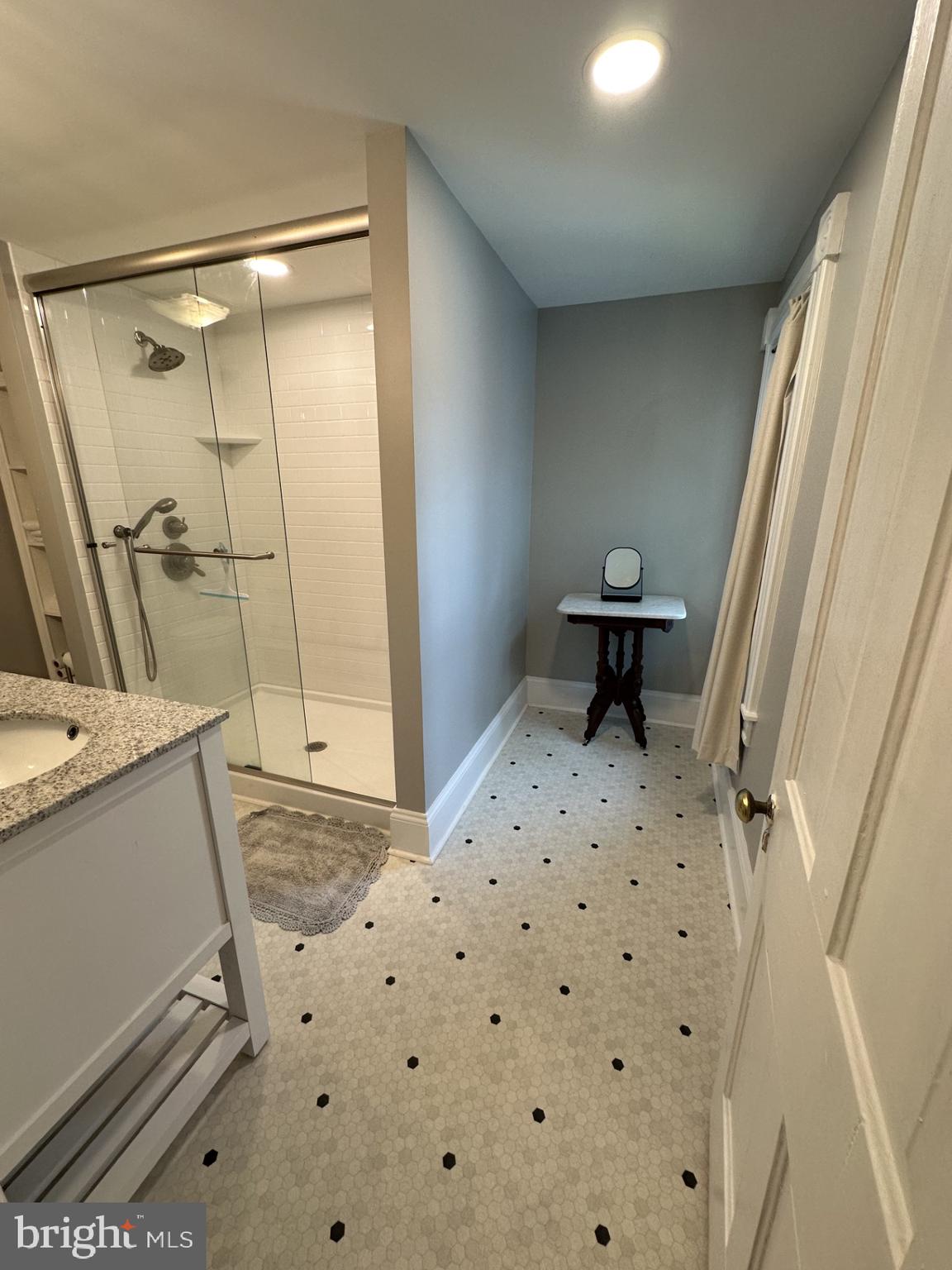 WEST END HISTORIC DISTRICT - Residential Lease