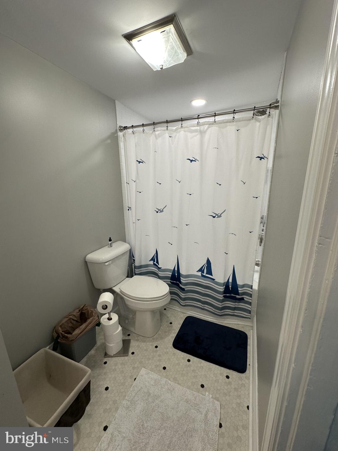 WEST END HISTORIC DISTRICT - Residential Lease