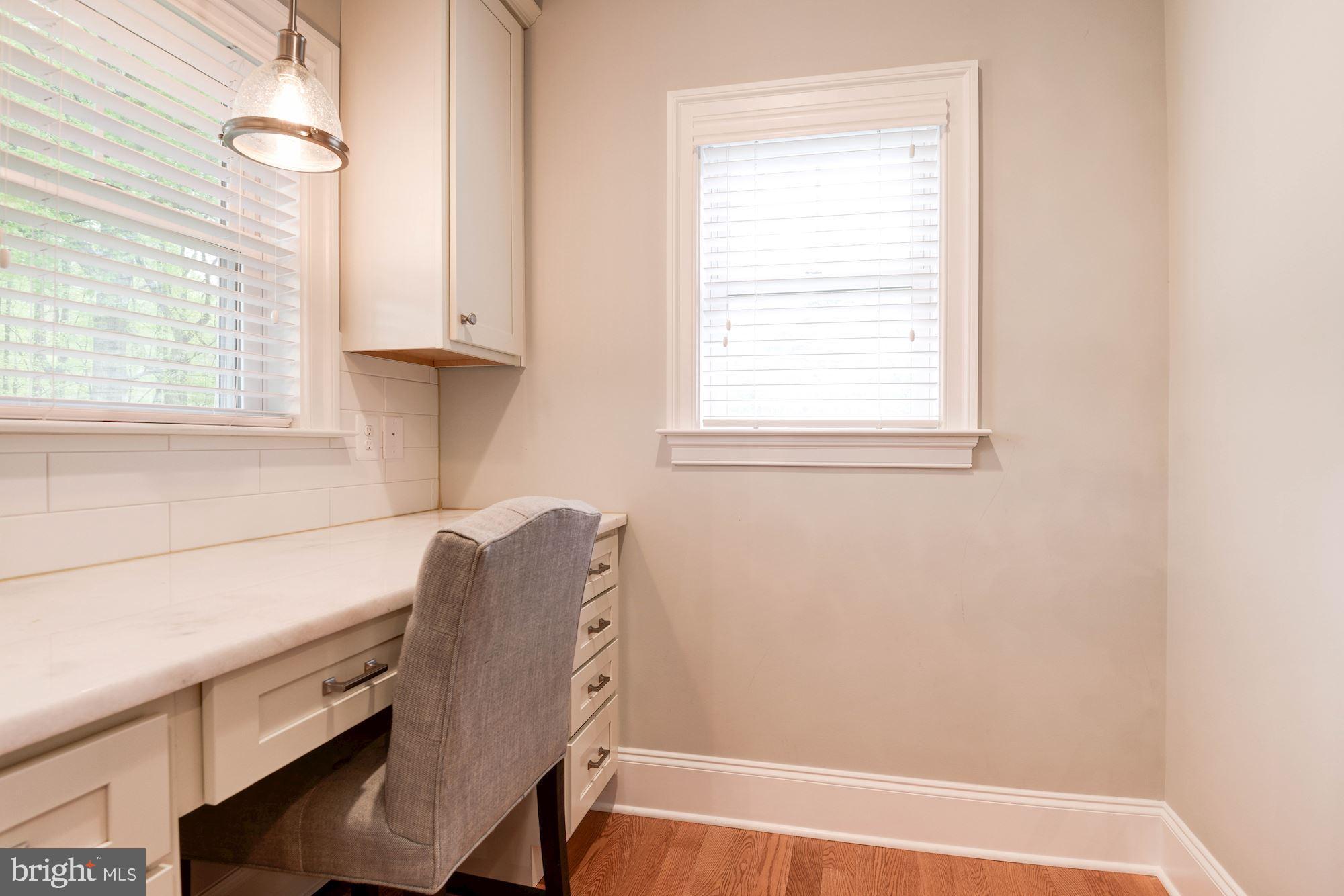 VIENNA WOODS - Residential