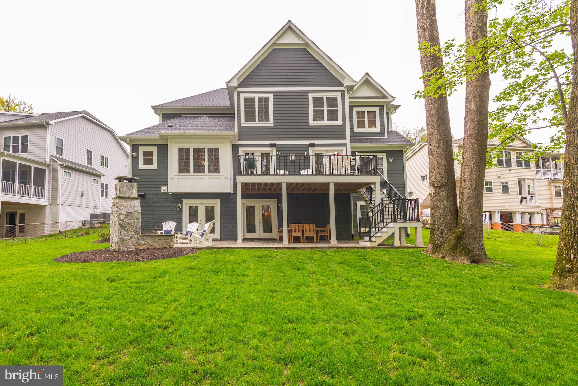 VIENNA WOODS - Residential