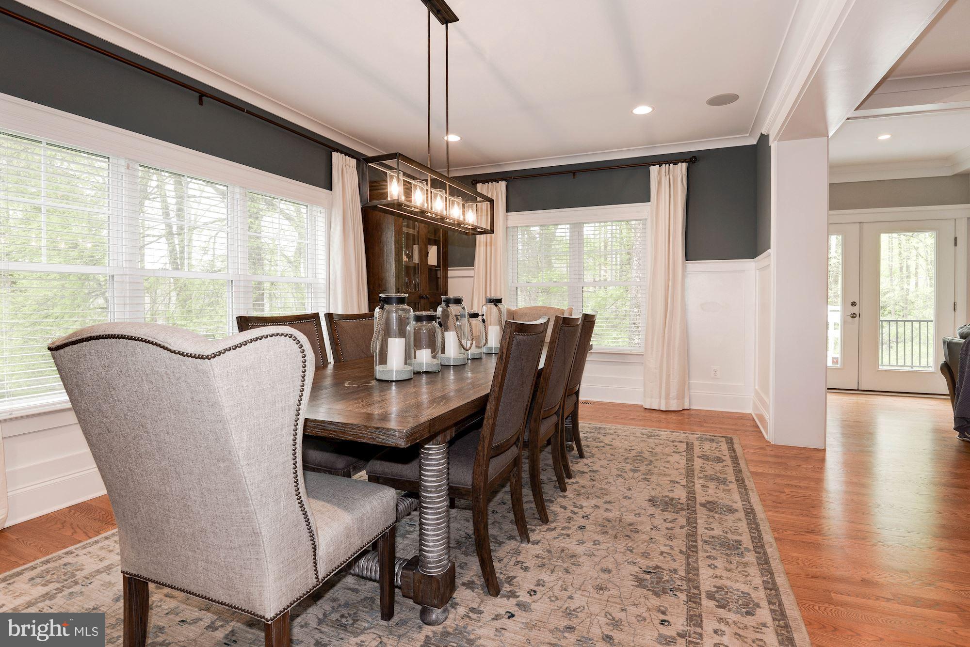 VIENNA WOODS - Residential