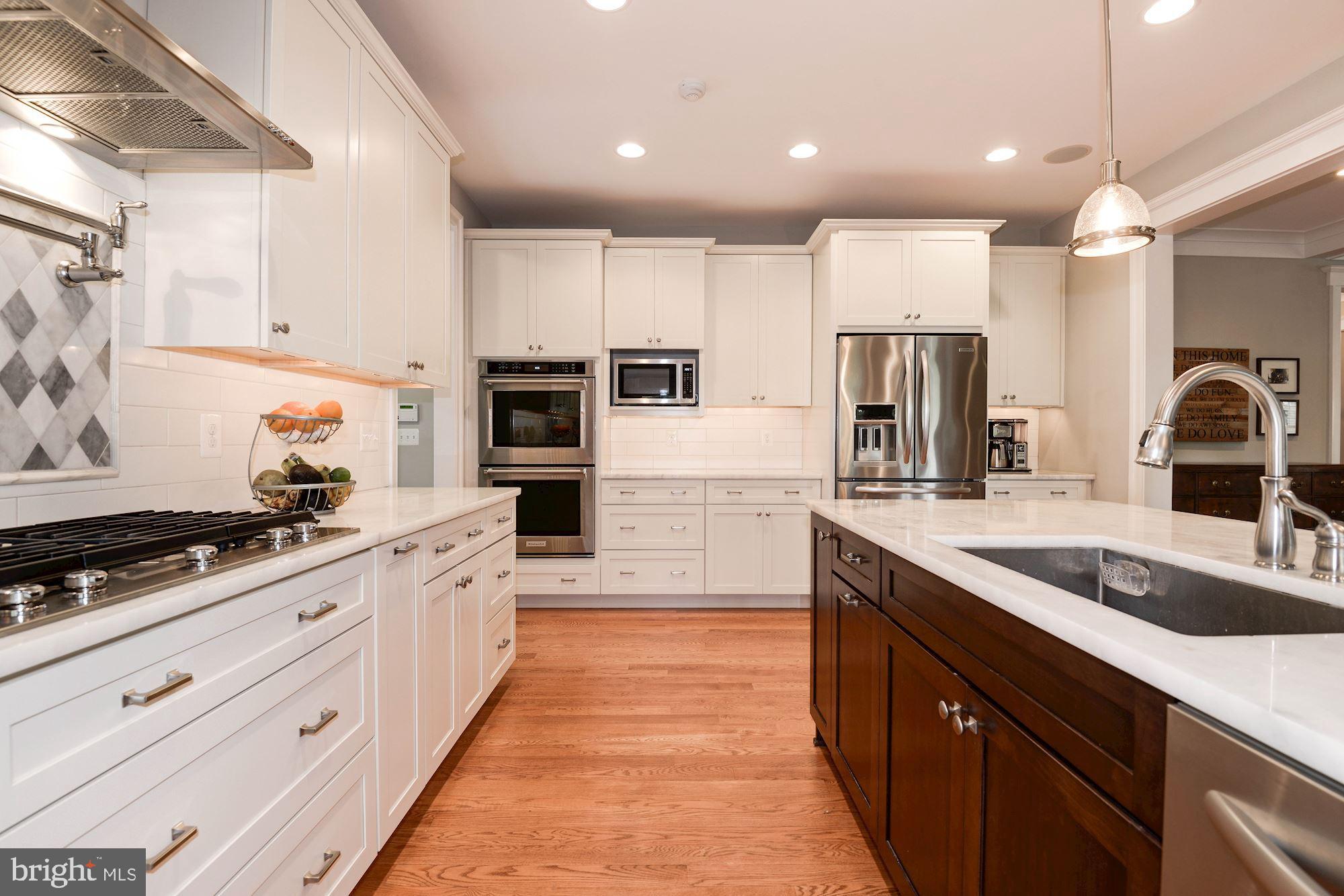 VIENNA WOODS - Residential