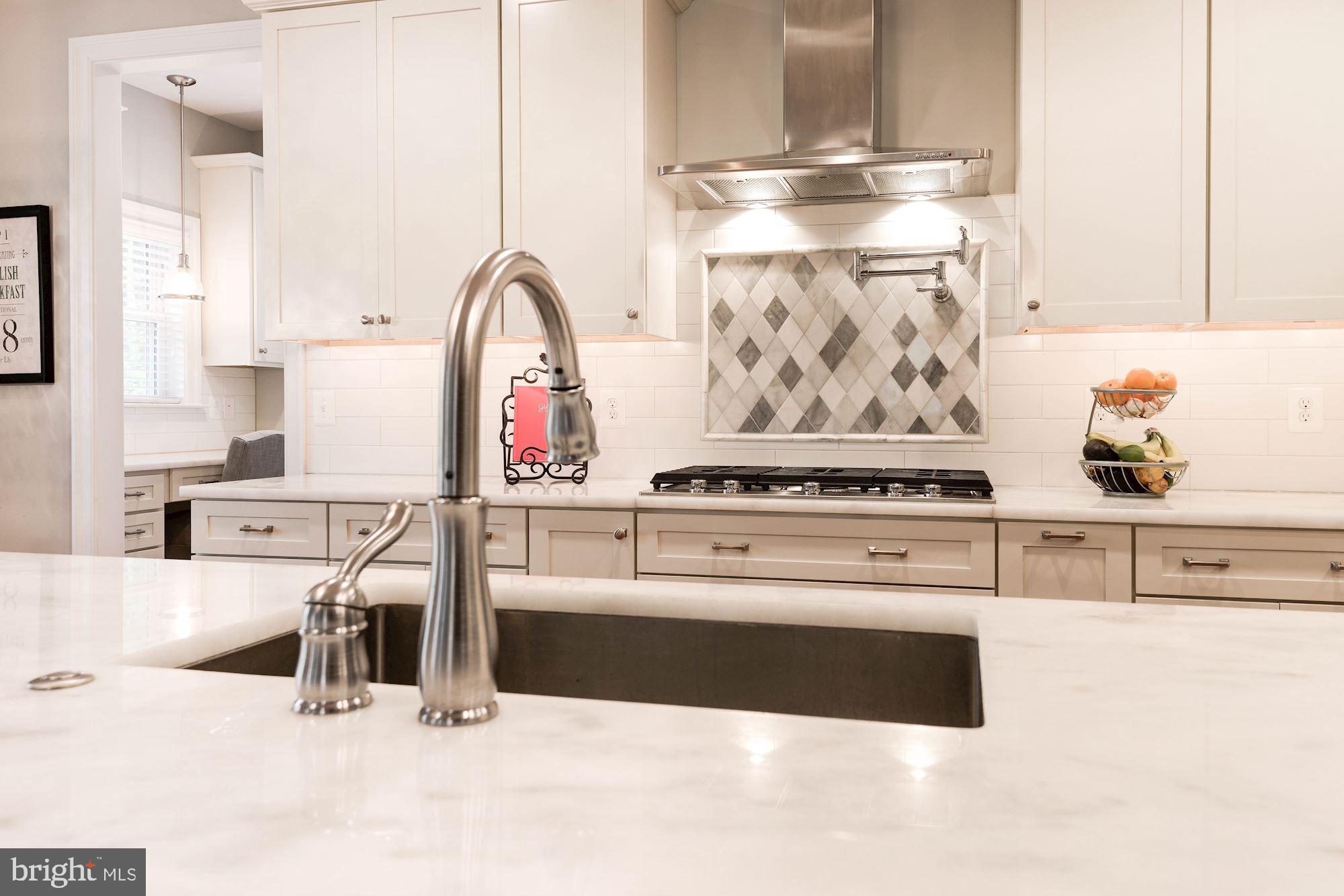 VIENNA WOODS - Residential