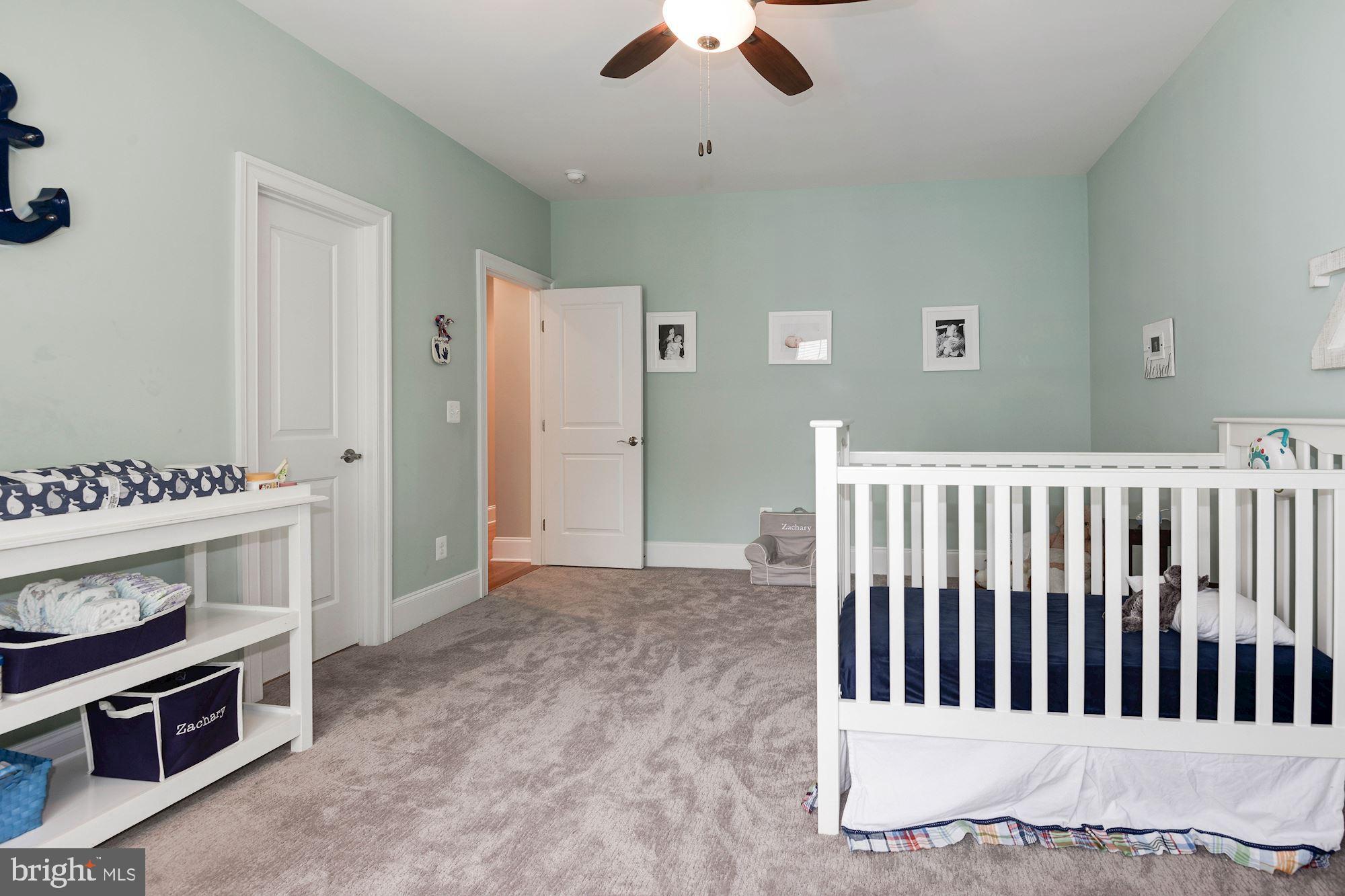 VIENNA WOODS - Residential