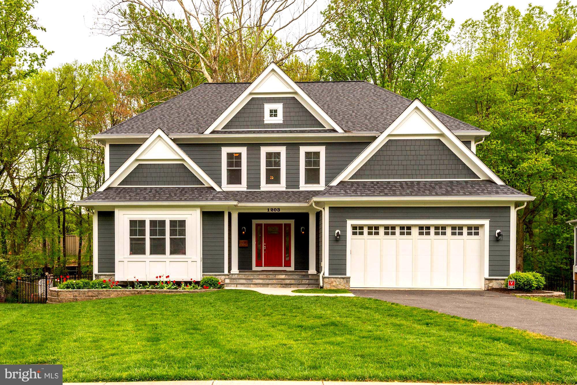 VIENNA WOODS - Residential