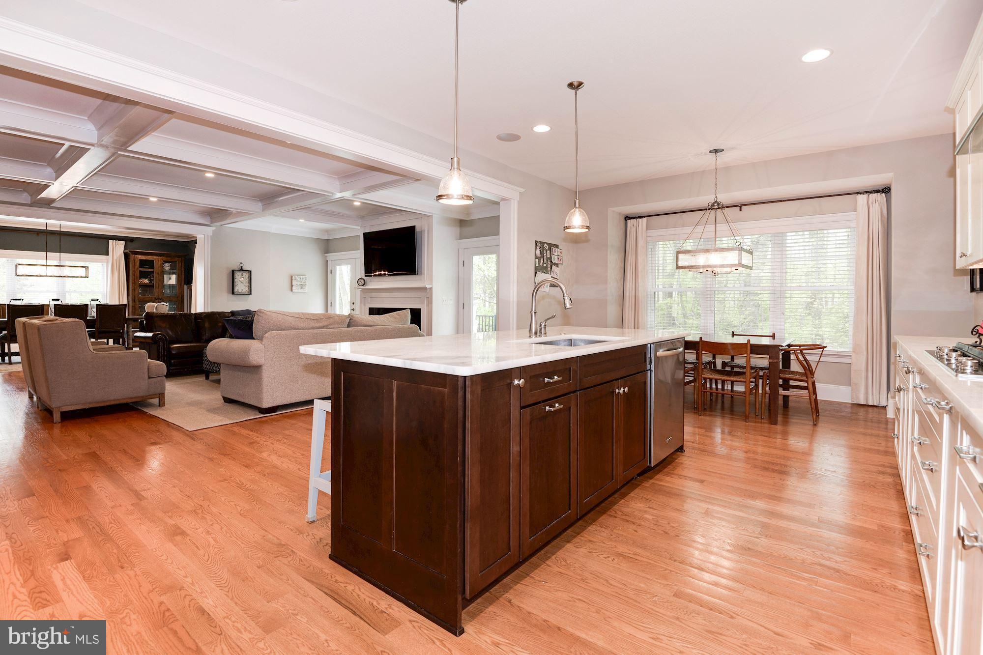 VIENNA WOODS - Residential