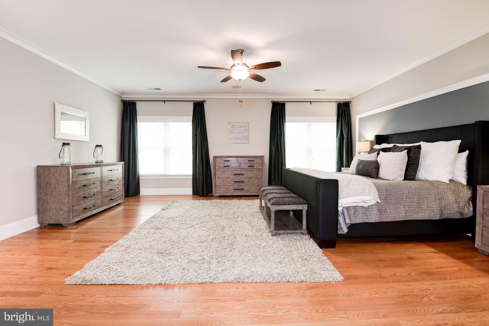 VIENNA WOODS - Residential