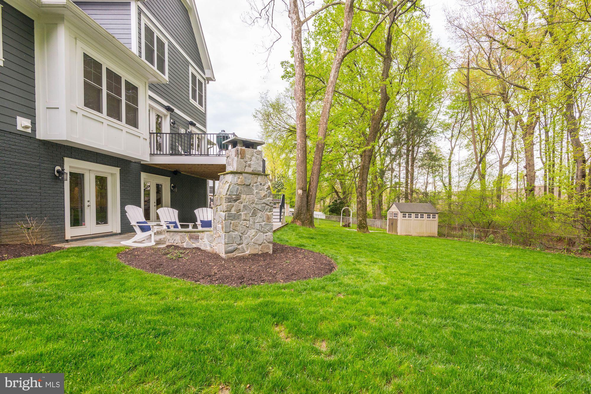 VIENNA WOODS - Residential