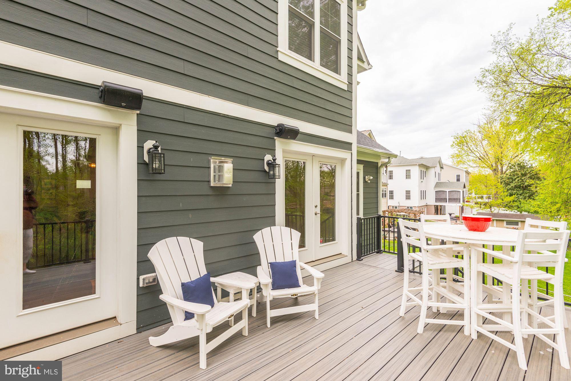 VIENNA WOODS - Residential