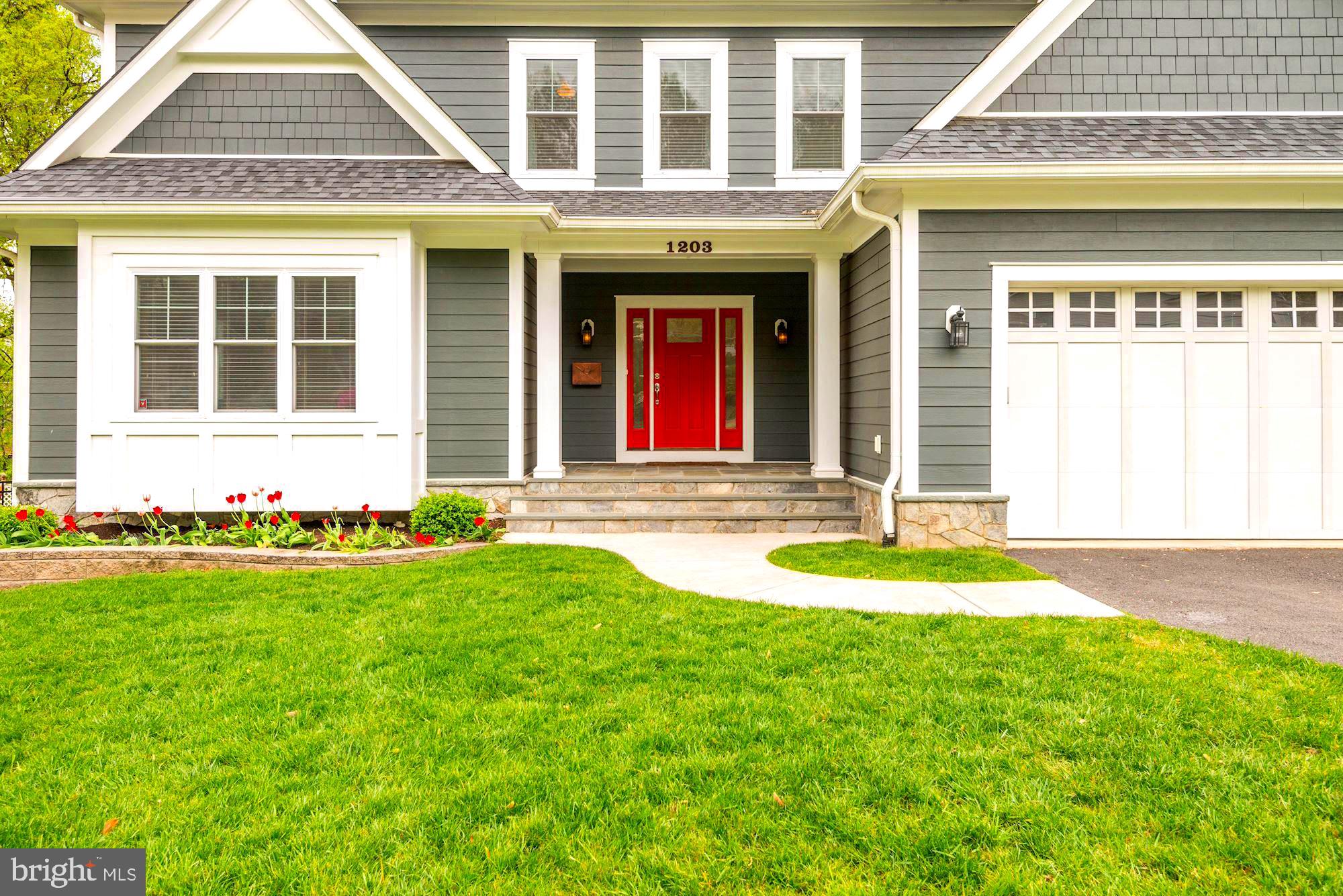 VIENNA WOODS - Residential