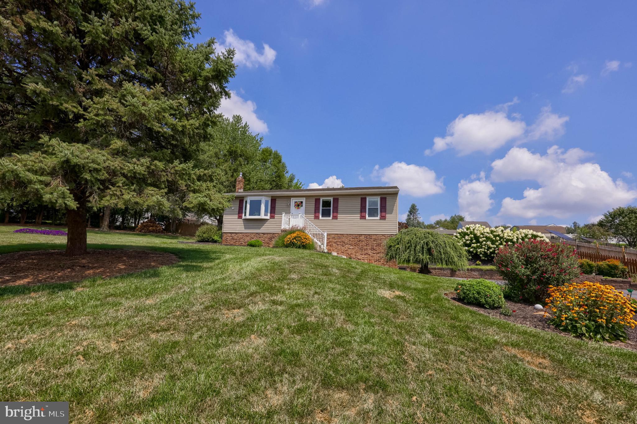 64 SASSAFRAS LANE