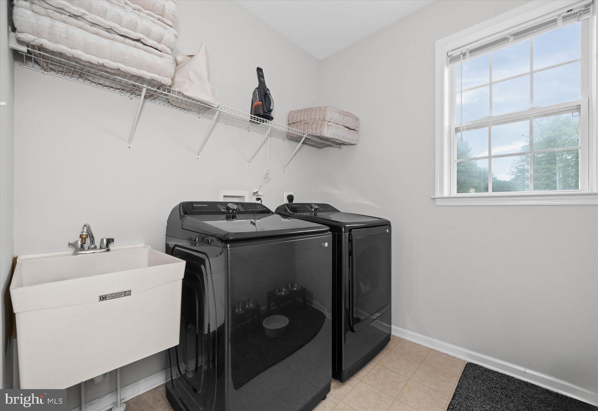 AUBURN HILLS - Residential