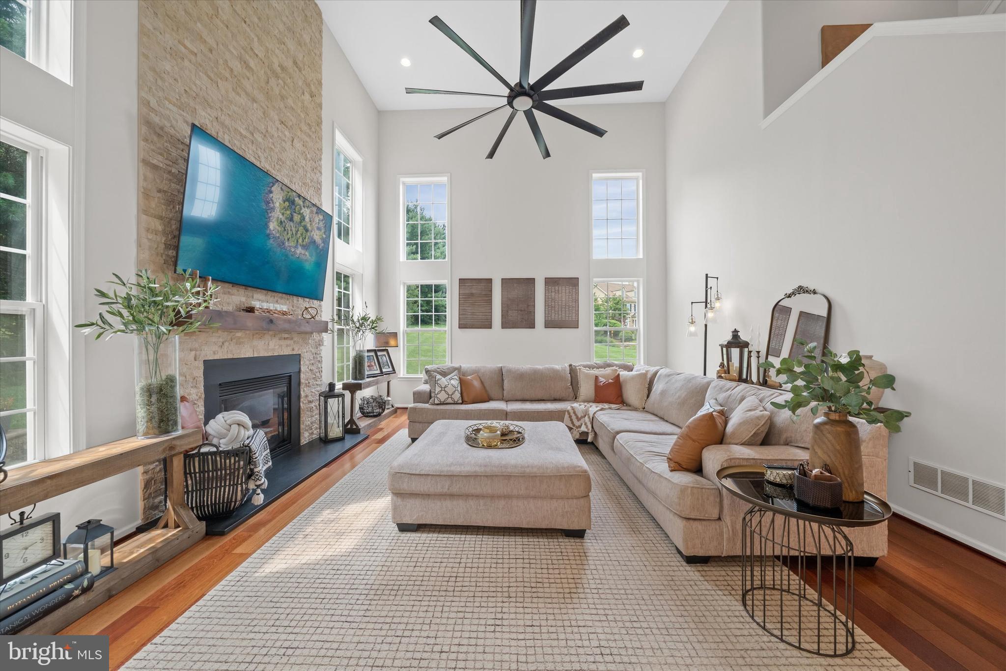 AUBURN HILLS - Residential