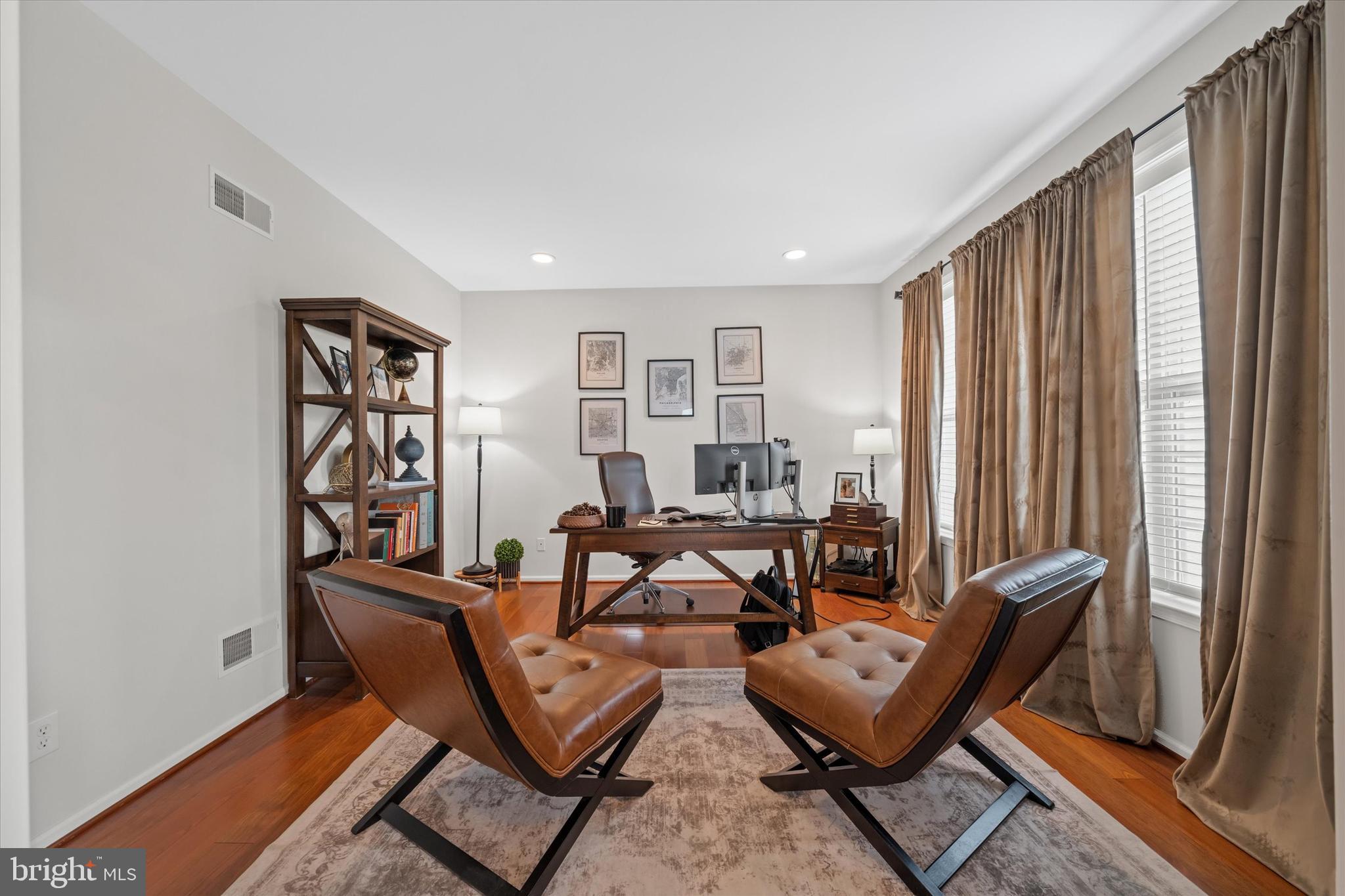 AUBURN HILLS - Residential