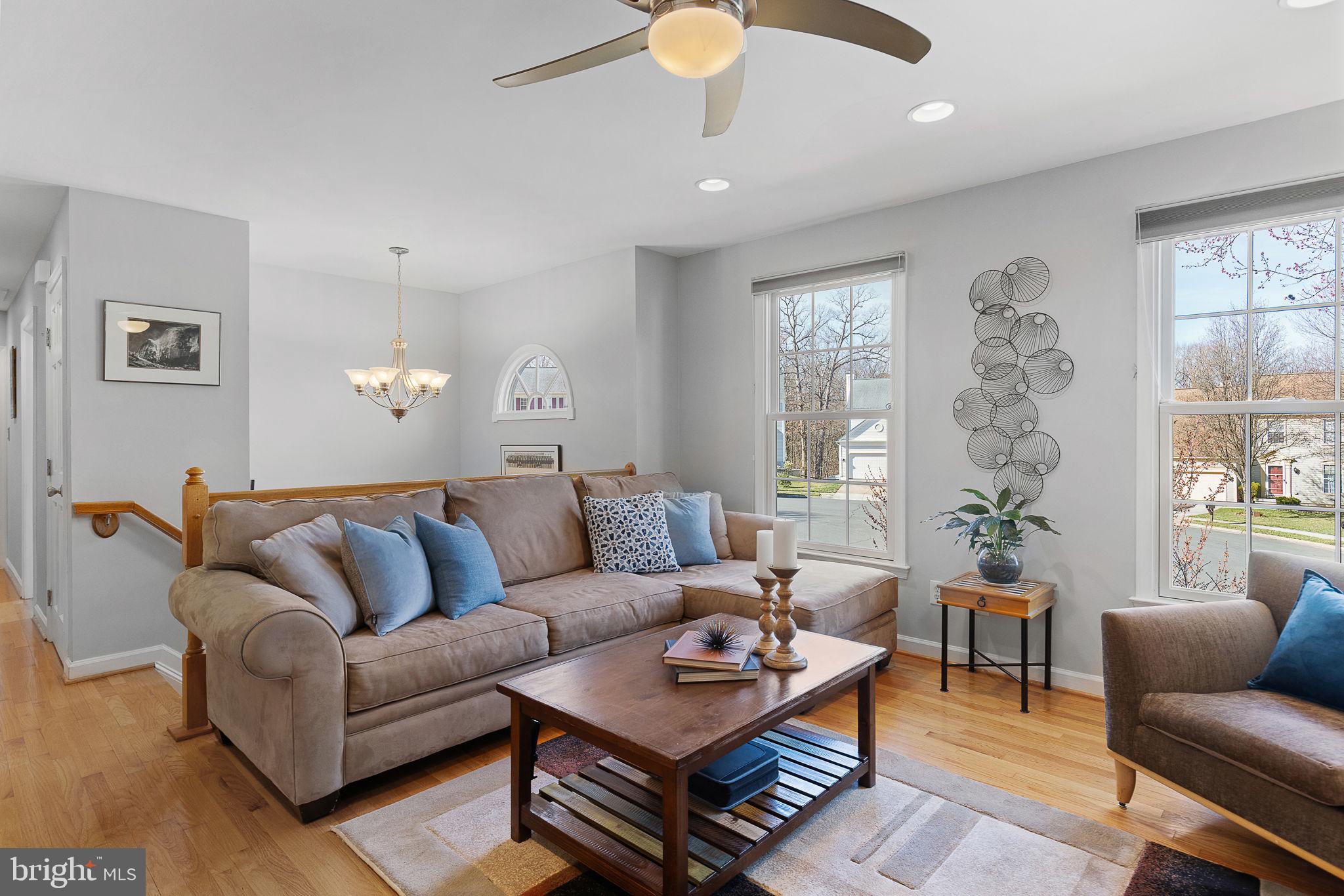 WELLINGTON/CLOVERHILL - Residential