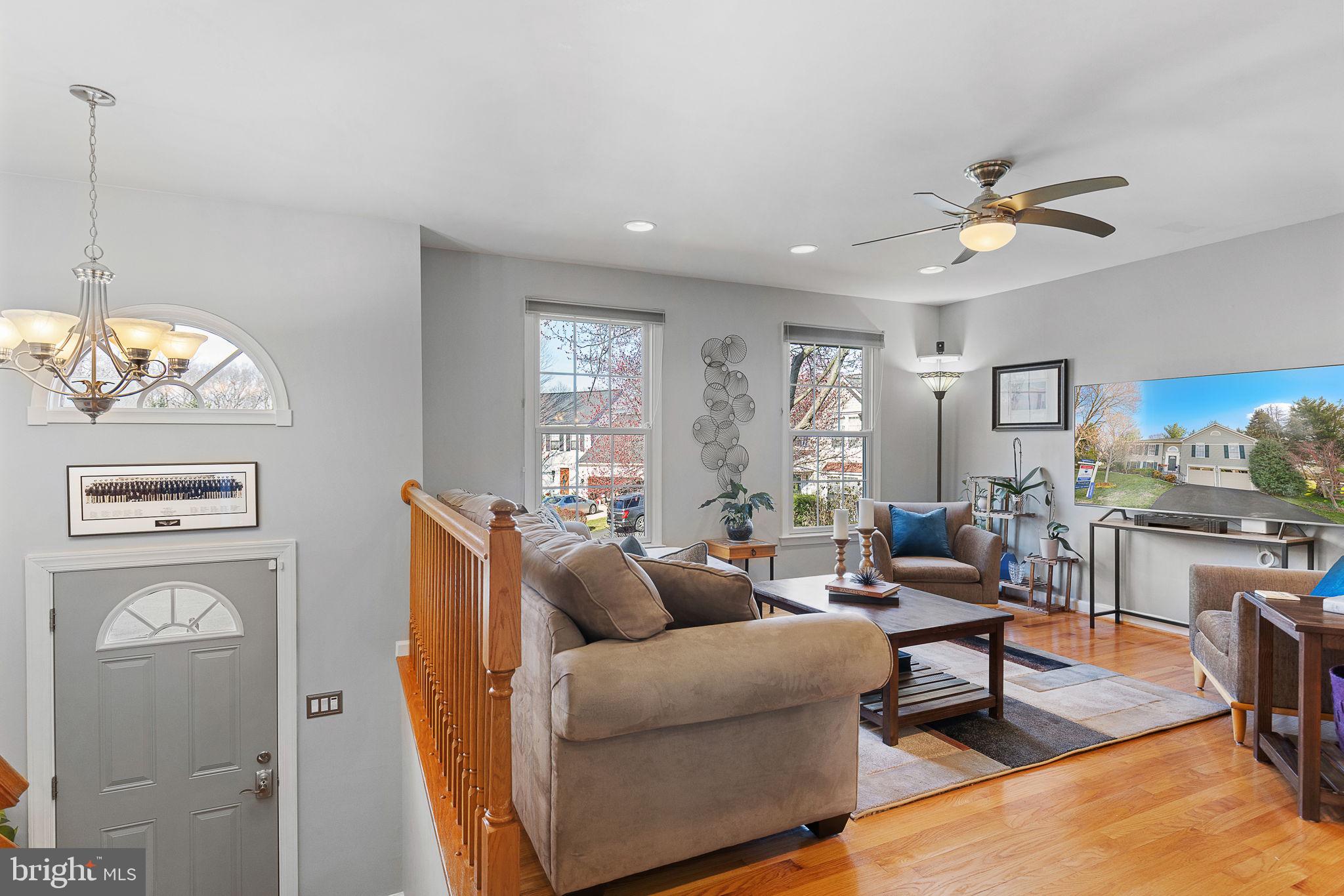 WELLINGTON/CLOVERHILL - Residential