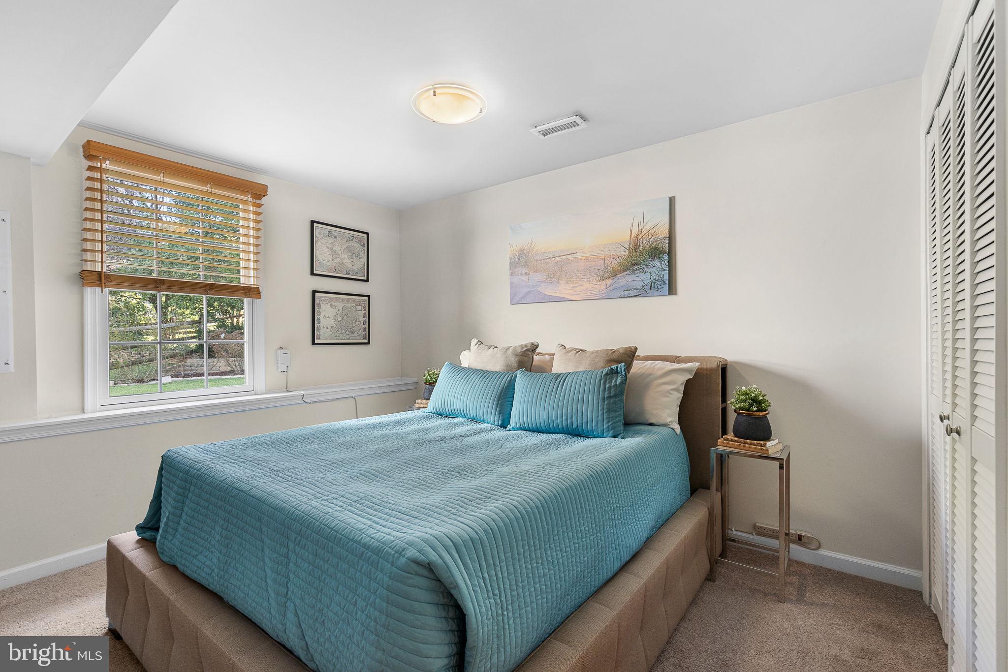 WELLINGTON/CLOVERHILL - Residential