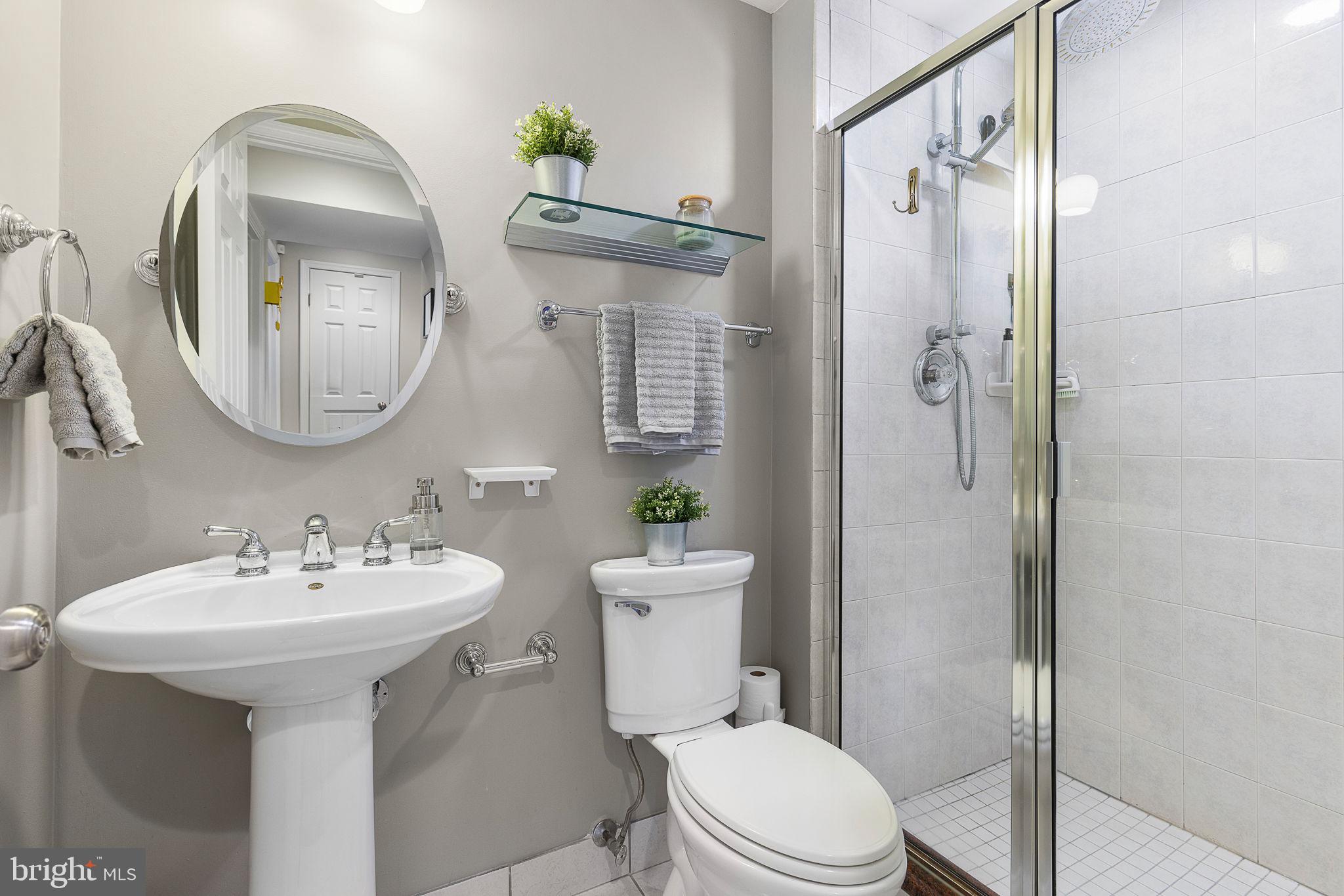 WELLINGTON/CLOVERHILL - Residential