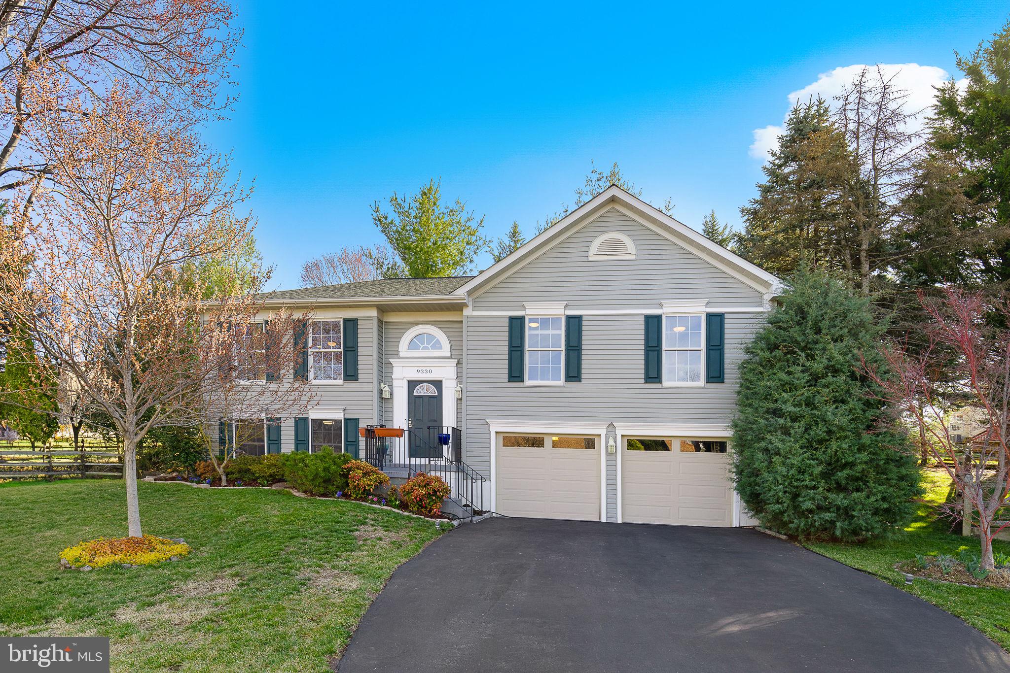 WELLINGTON/CLOVERHILL - Residential