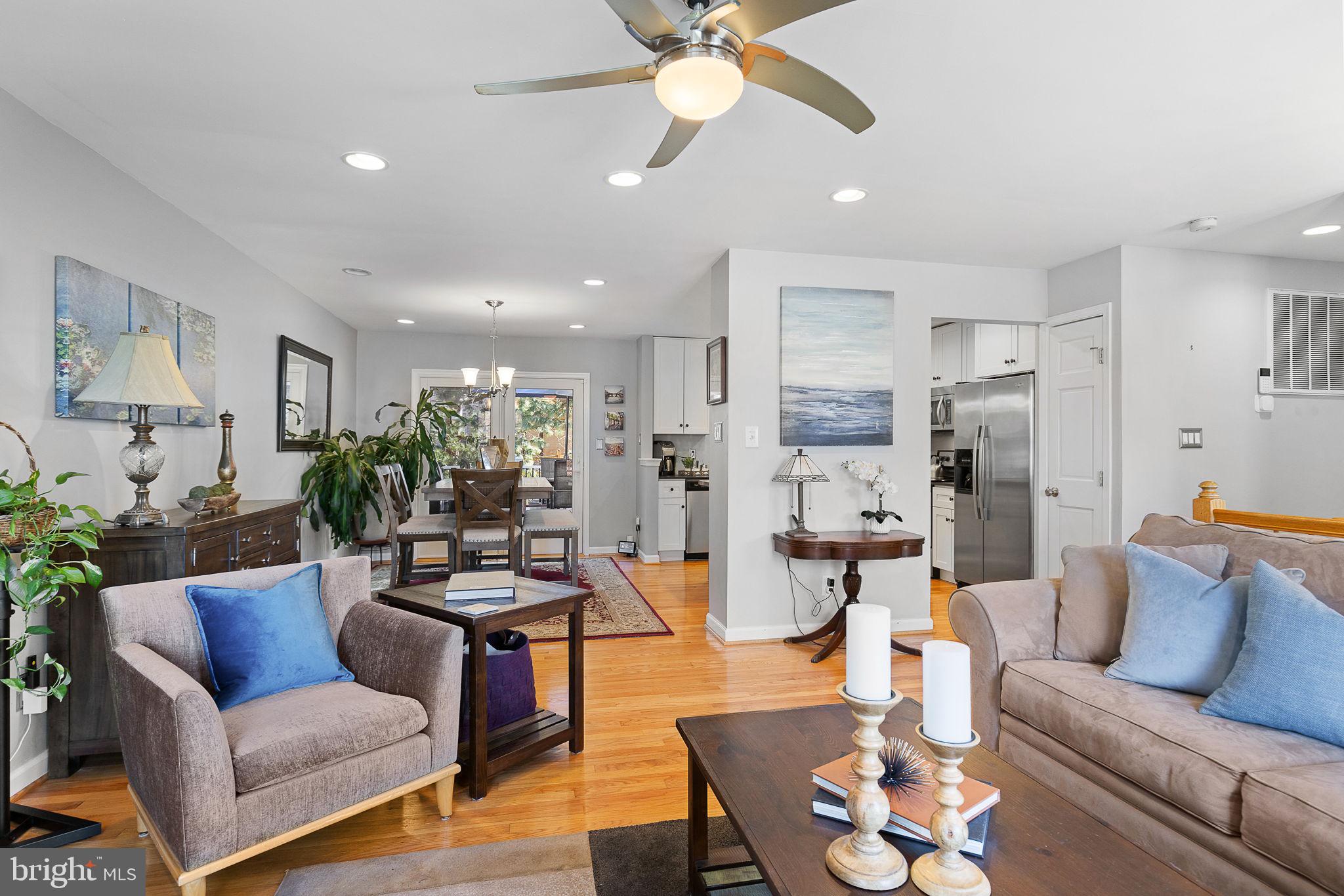 WELLINGTON/CLOVERHILL - Residential