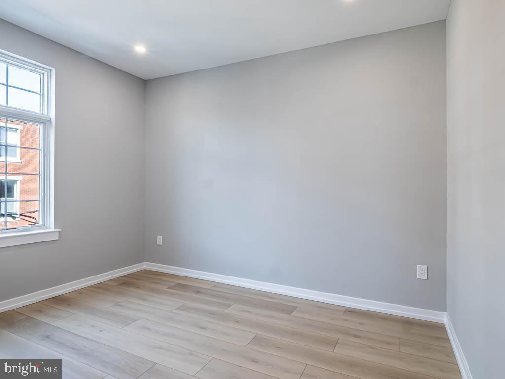 BELLA VISTA - Residential Lease