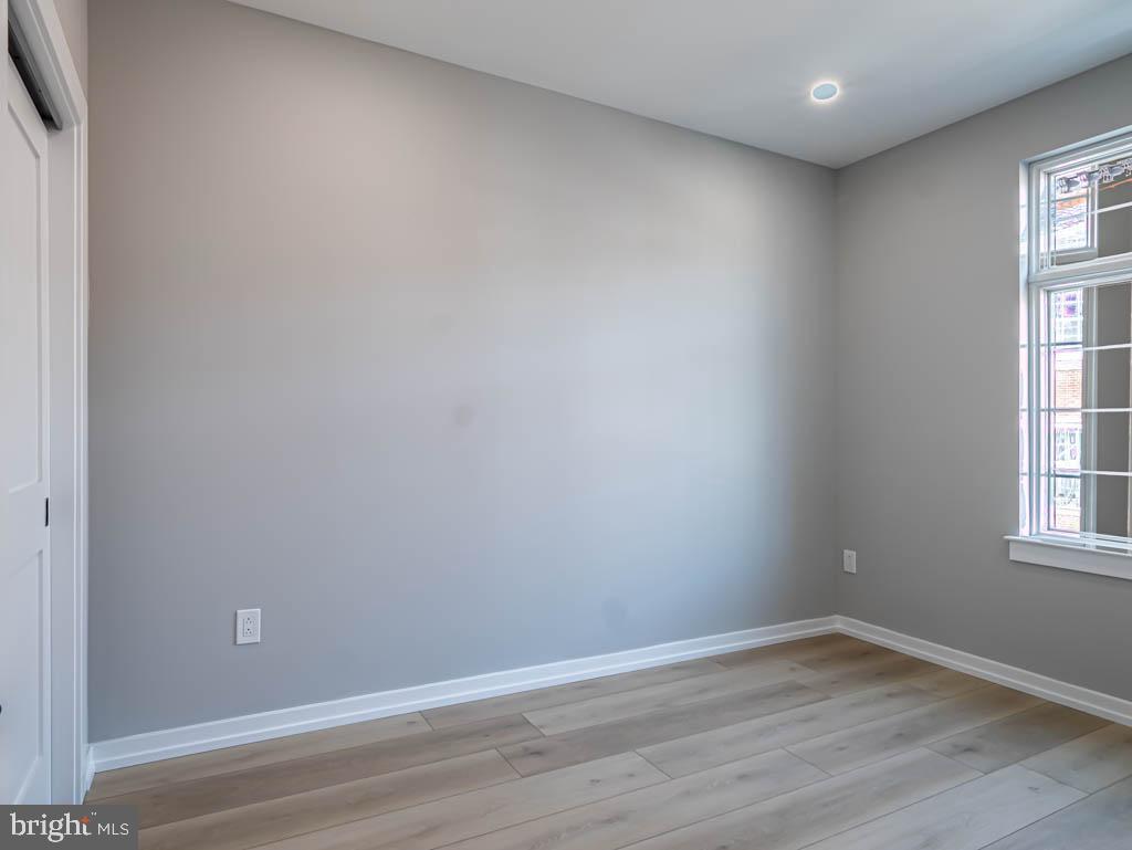 BELLA VISTA - Residential Lease