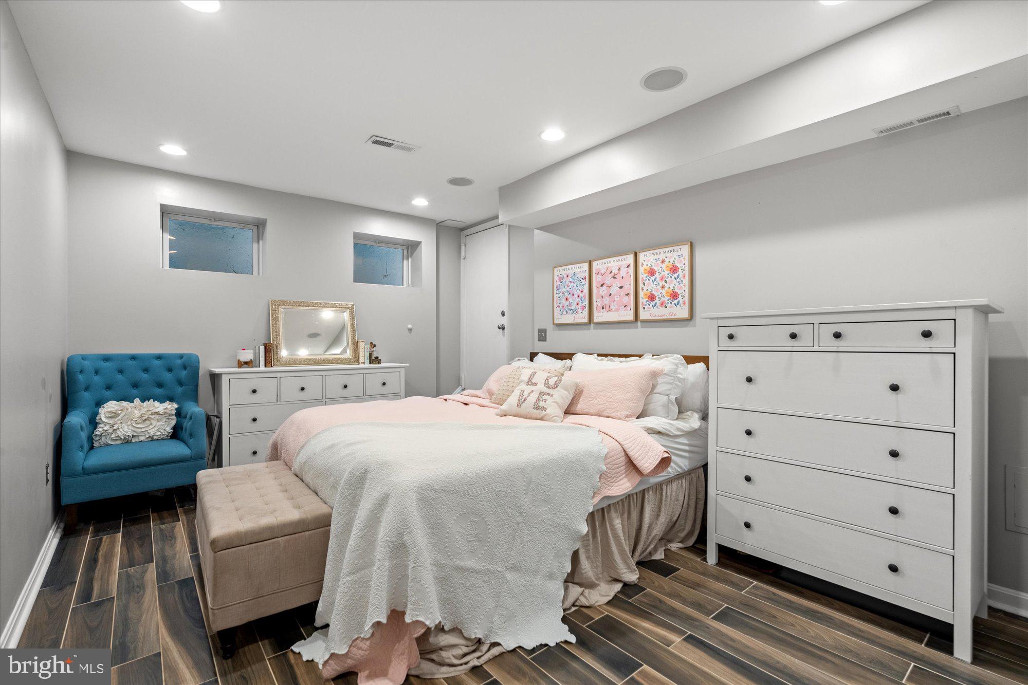 FAIRLINGTON ARBORS - Residential Lease