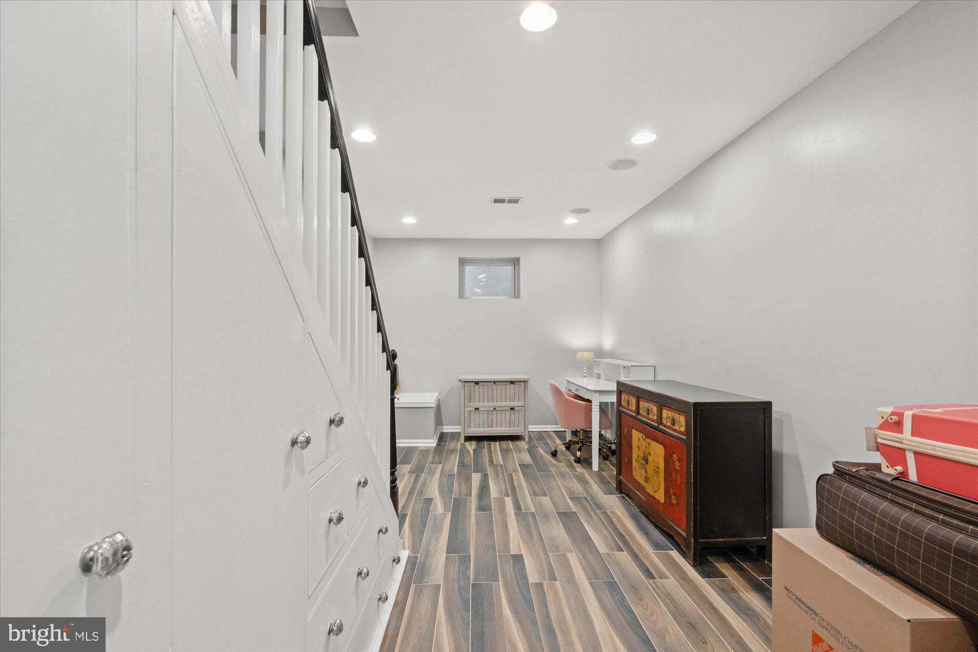 FAIRLINGTON ARBORS - Residential Lease