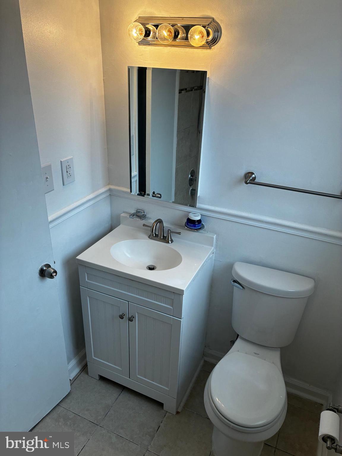 HOLLY HILL CONDOMINIUMS - Residential