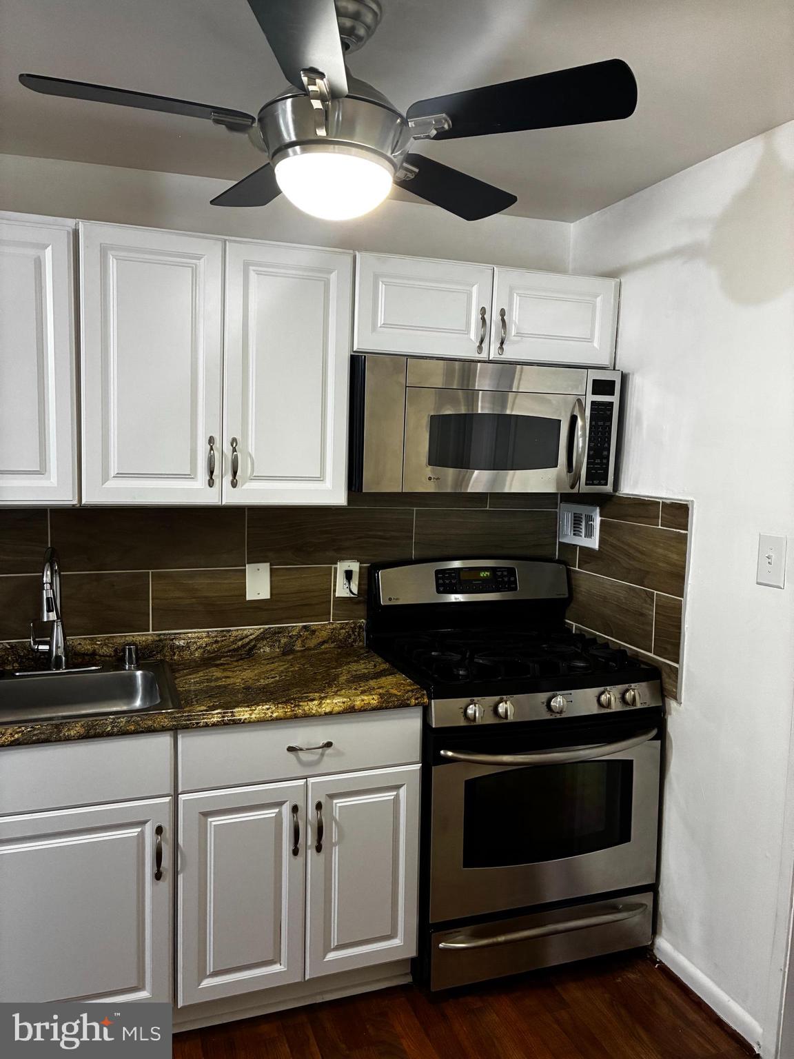 HOLLY HILL CONDOMINIUMS - Residential