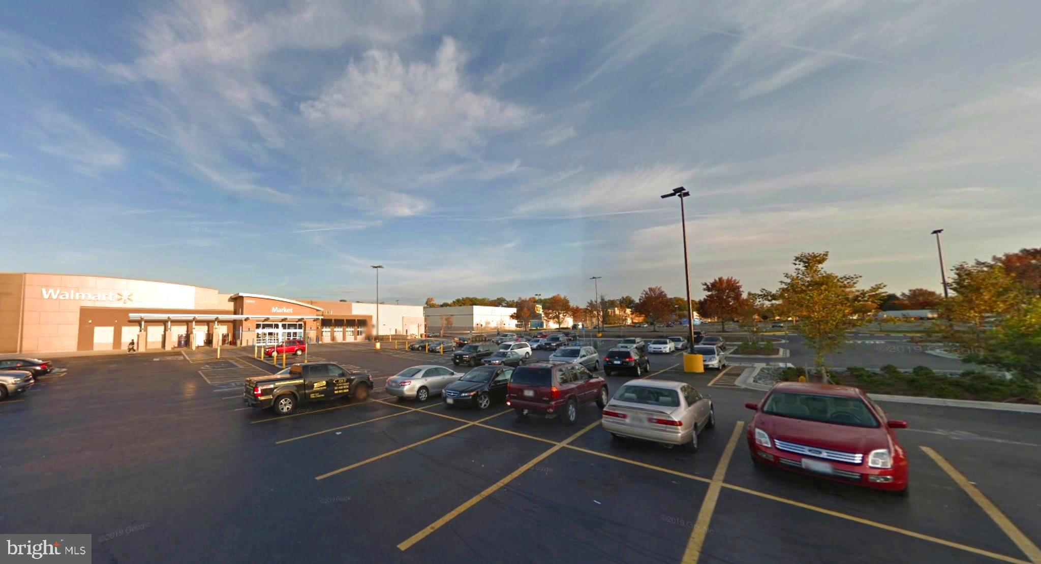 MIDDLEBROOK COMMONS - Residential Lease