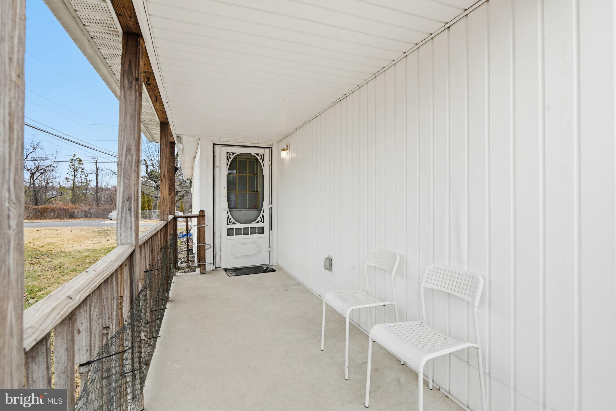 CALIFORNIA GROVE - Residential