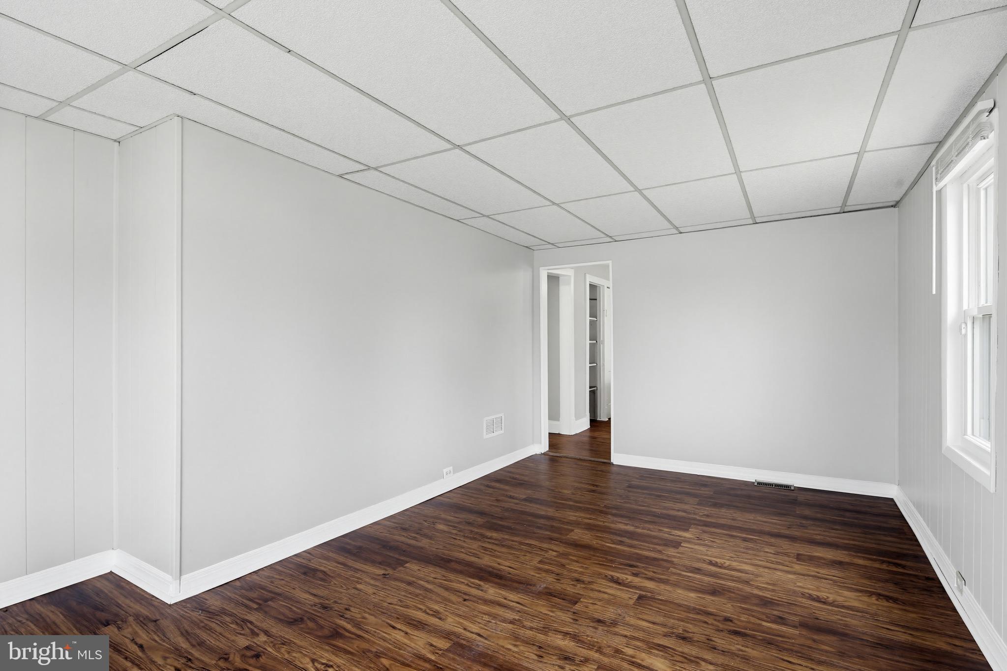 CALIFORNIA GROVE - Residential