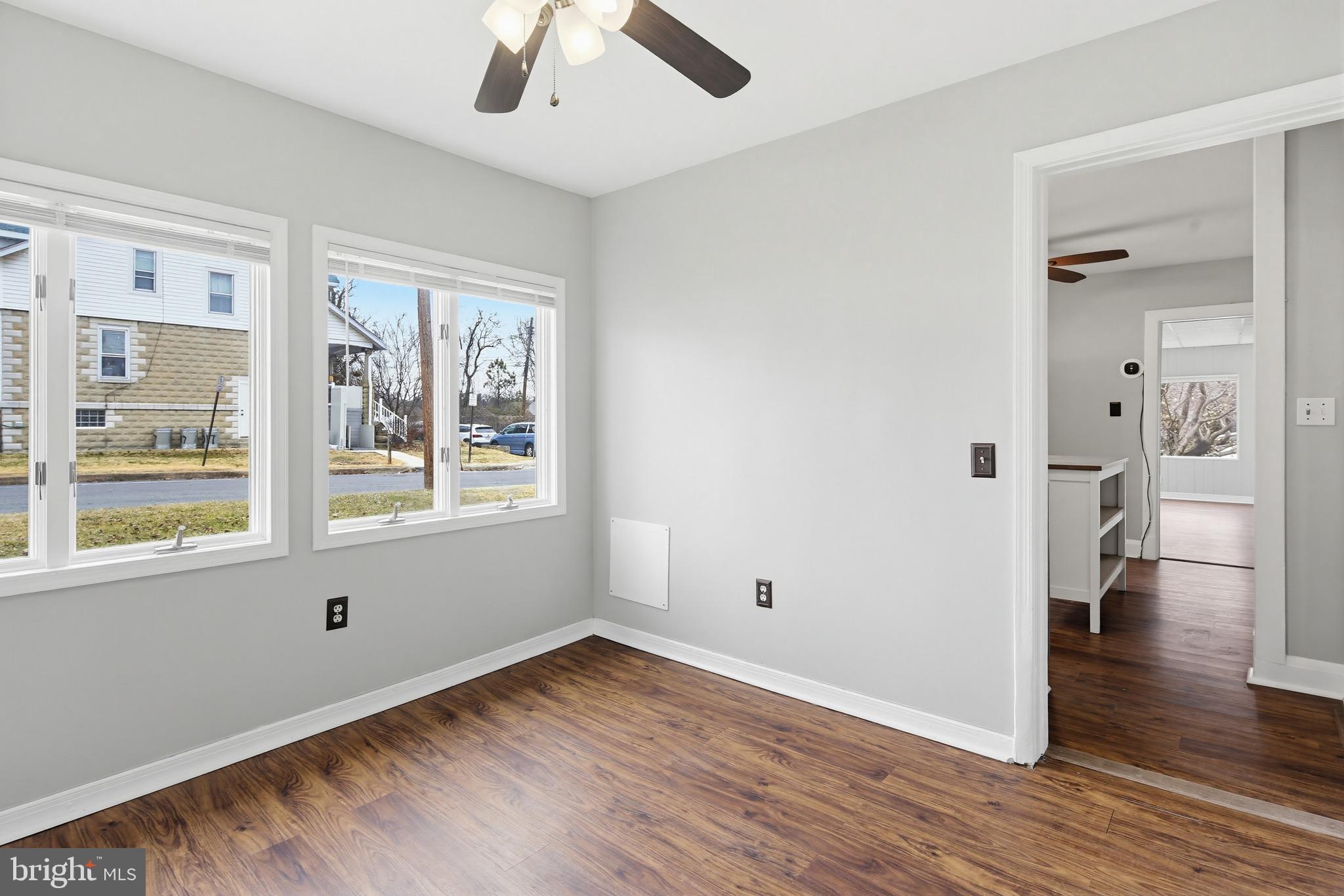 CALIFORNIA GROVE - Residential