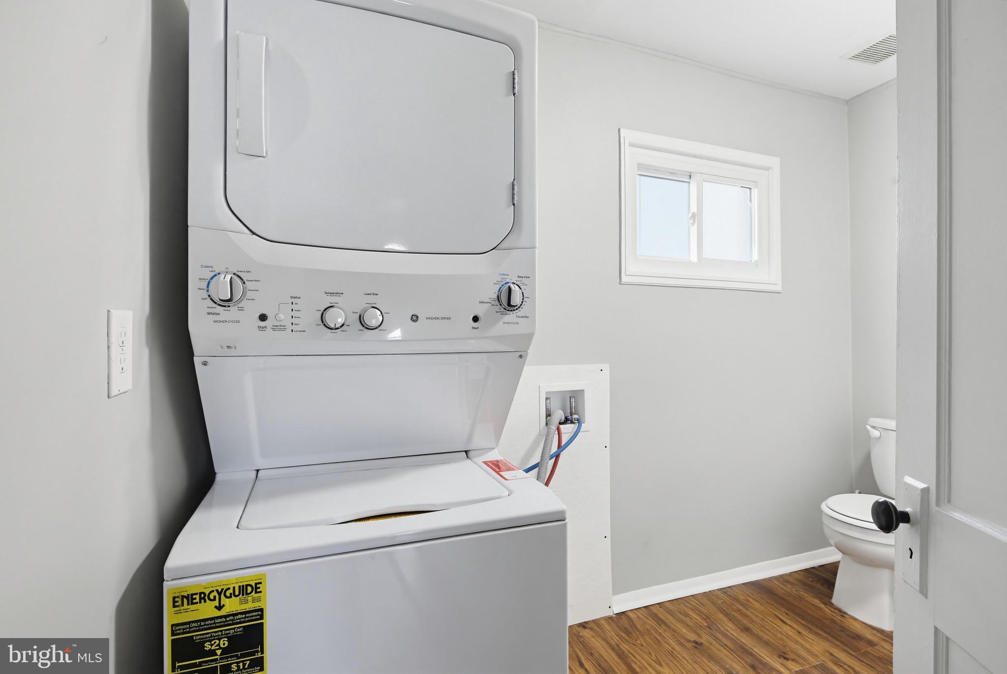 CALIFORNIA GROVE - Residential