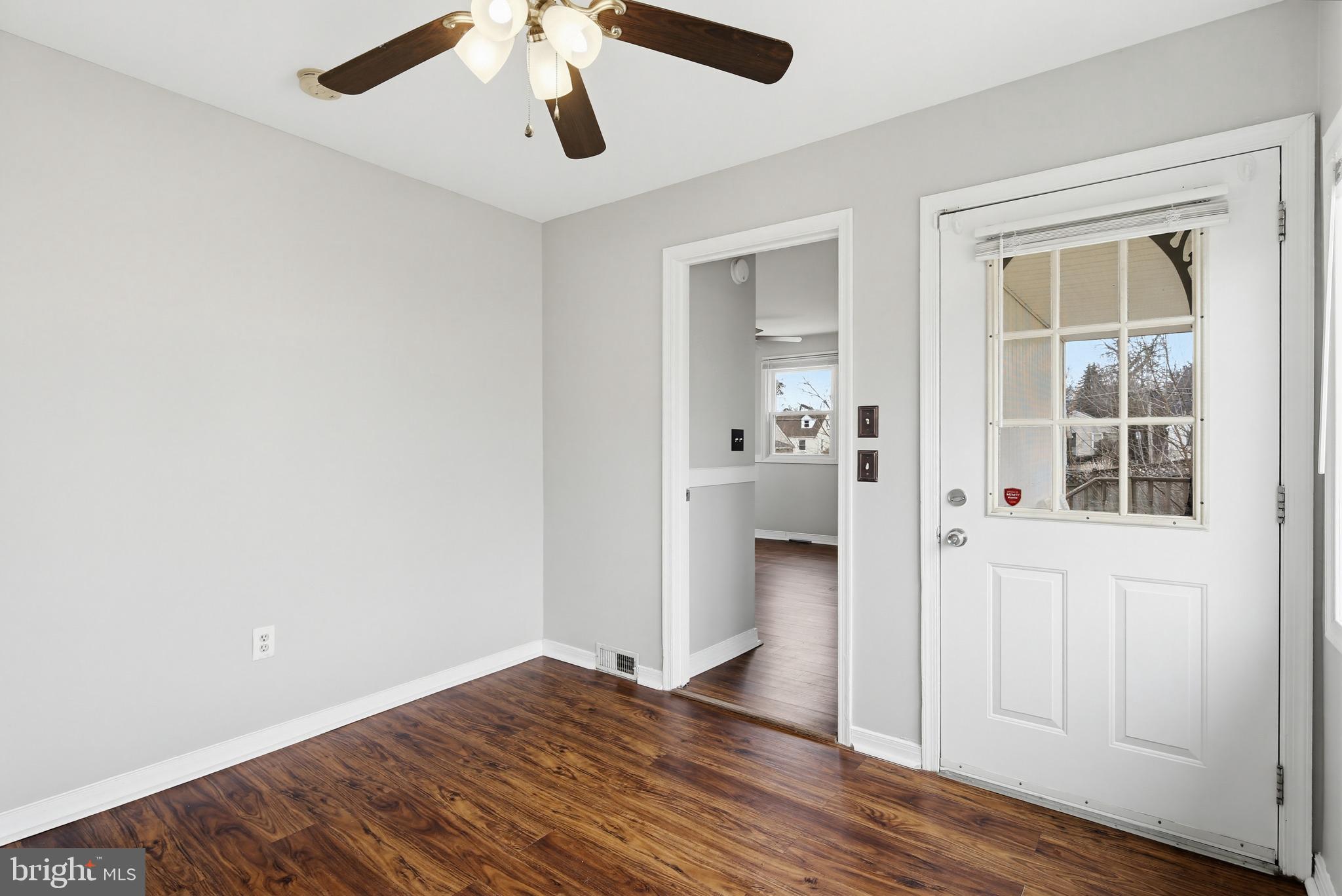 CALIFORNIA GROVE - Residential