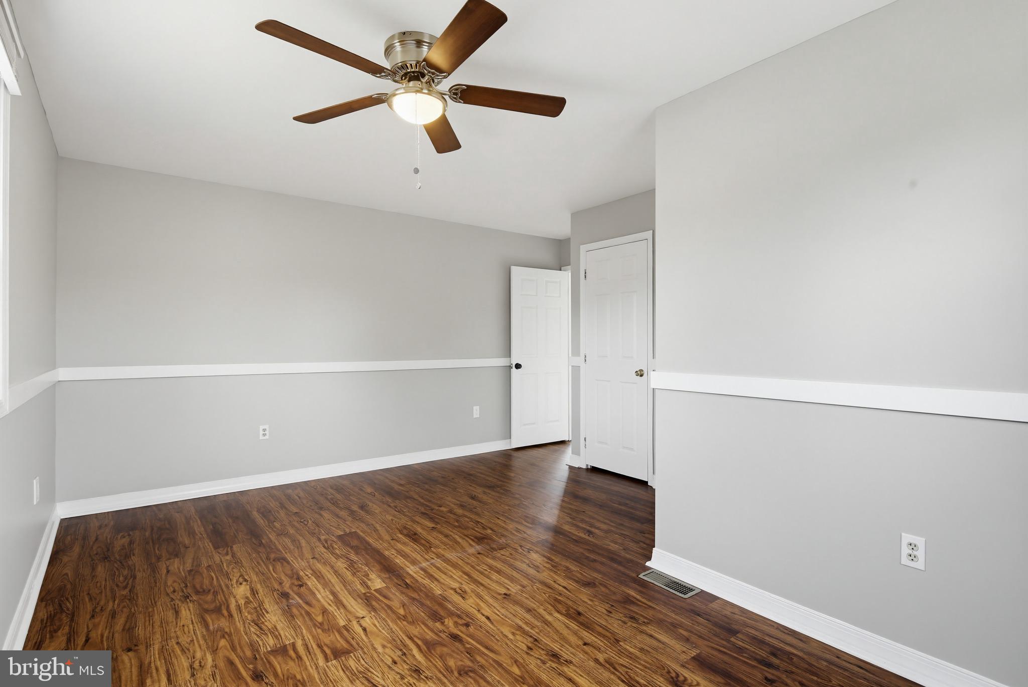 CALIFORNIA GROVE - Residential