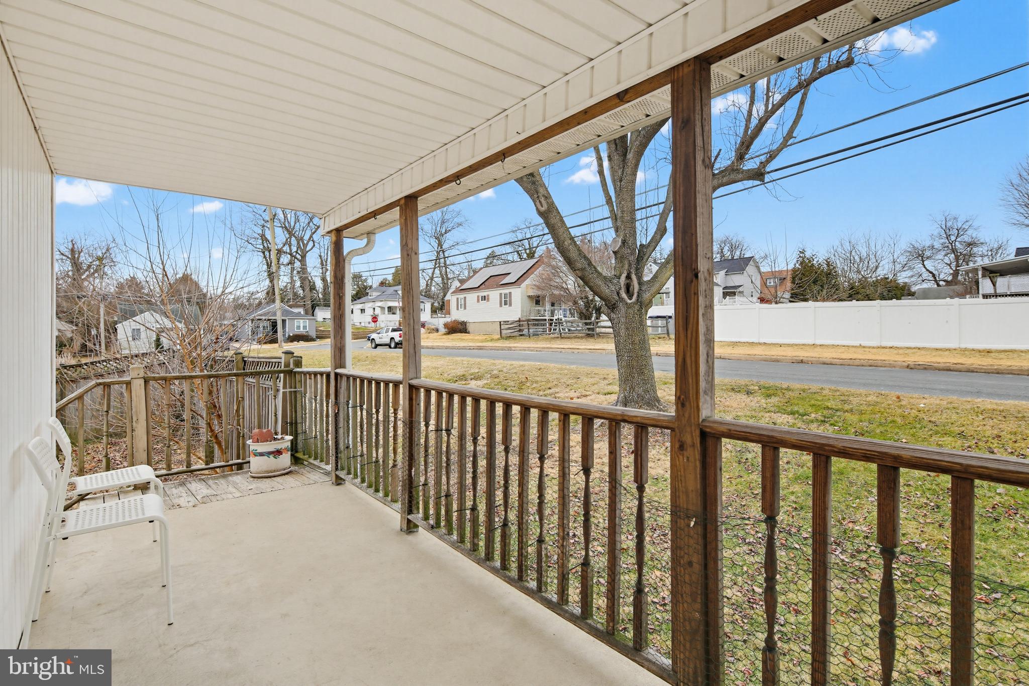 CALIFORNIA GROVE - Residential