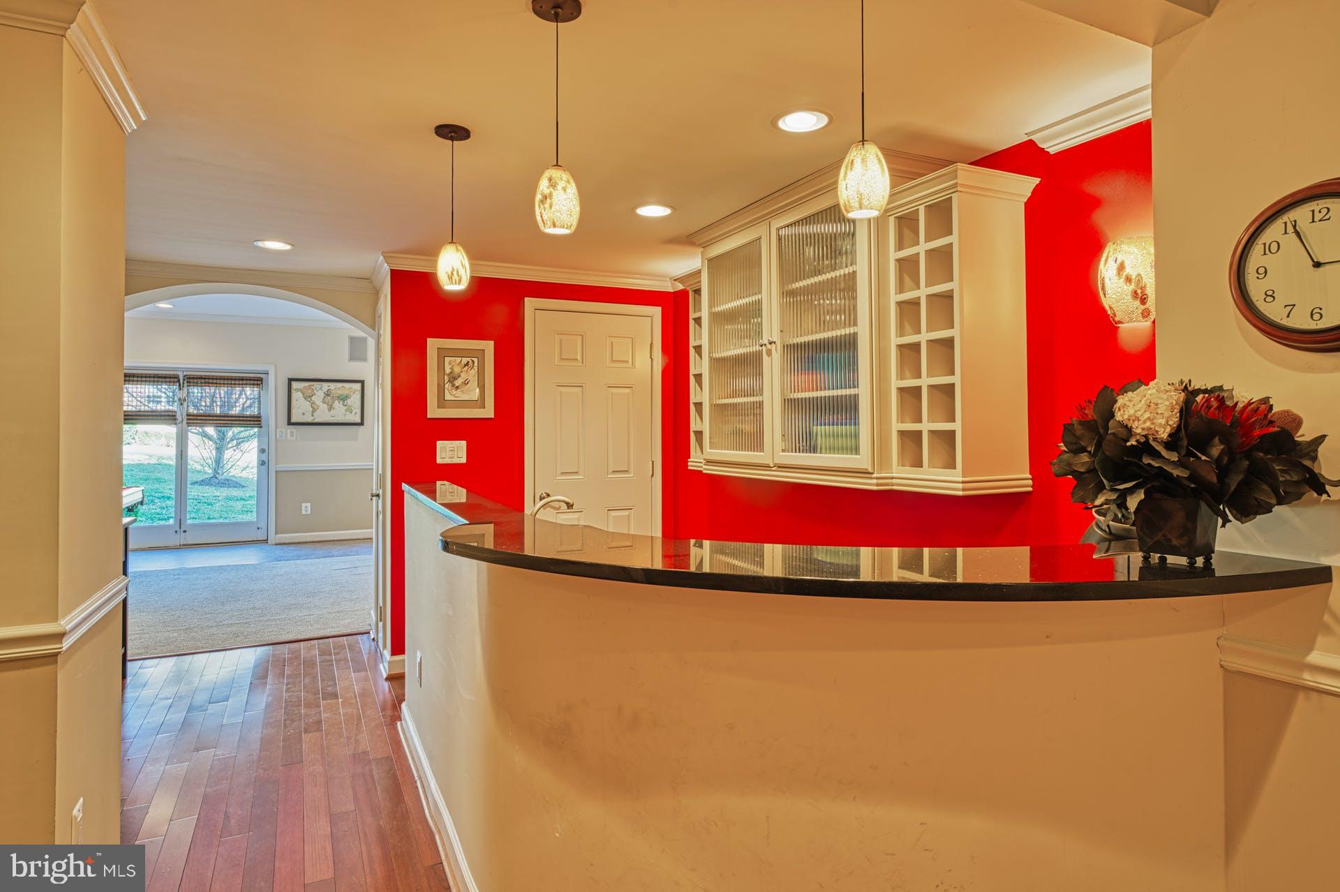 HUNTING HILLS - Residential