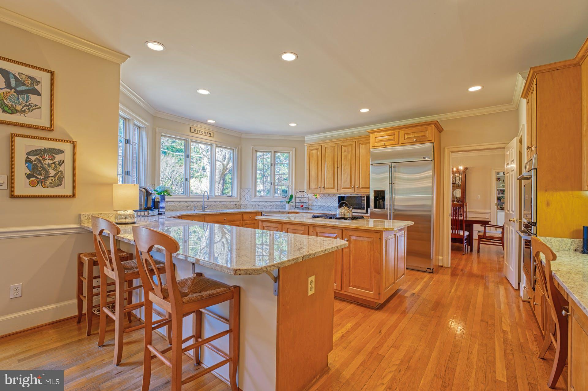 HUNTING HILLS - Residential