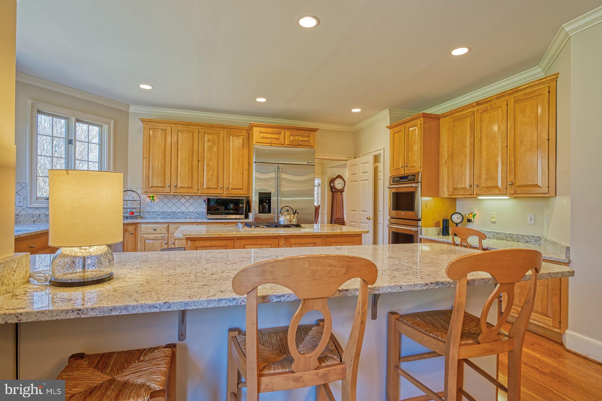 HUNTING HILLS - Residential