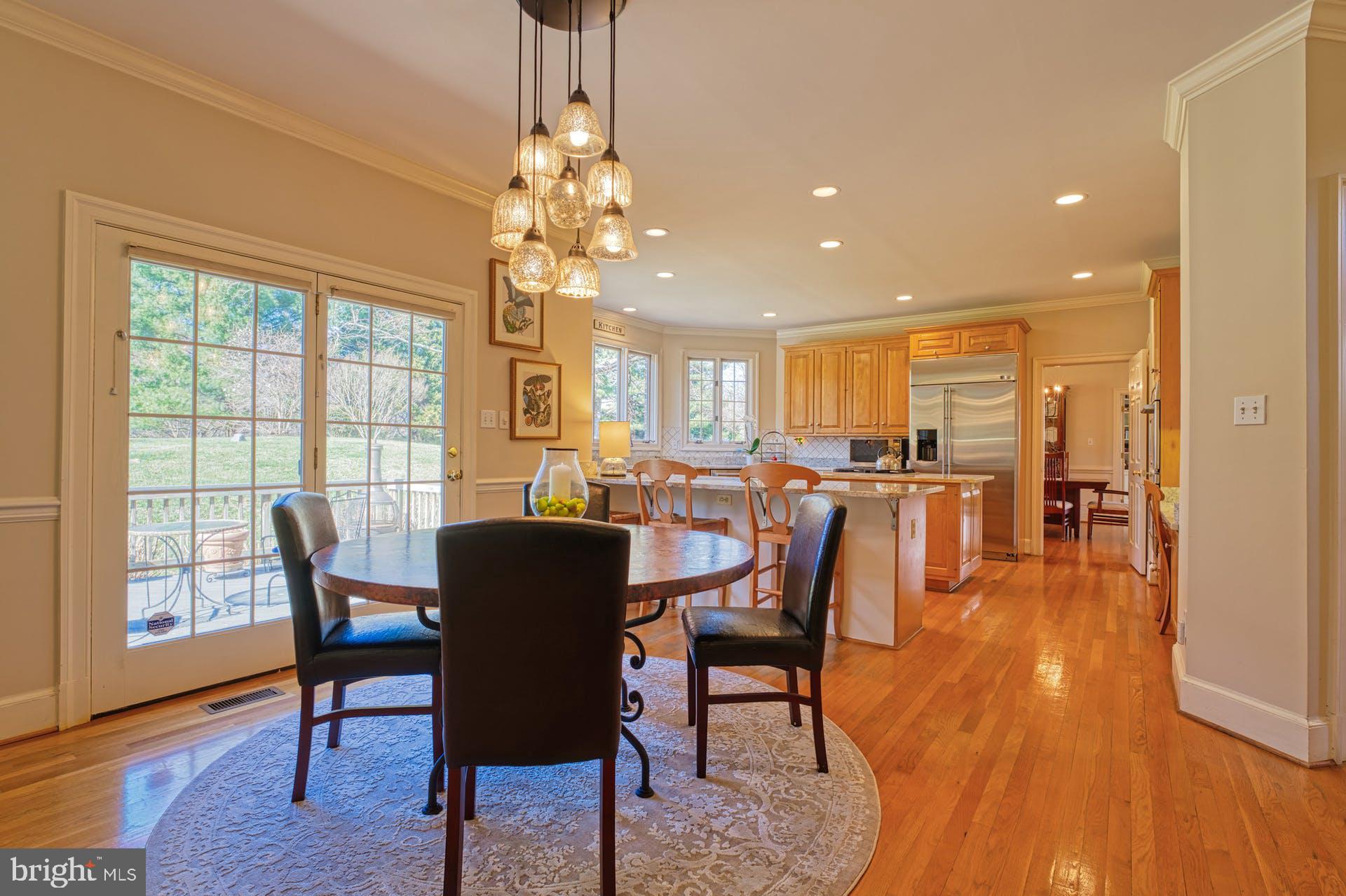 HUNTING HILLS - Residential