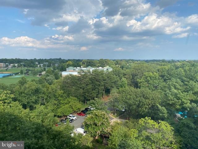 WOODLAKE TOWERS - Residential Lease