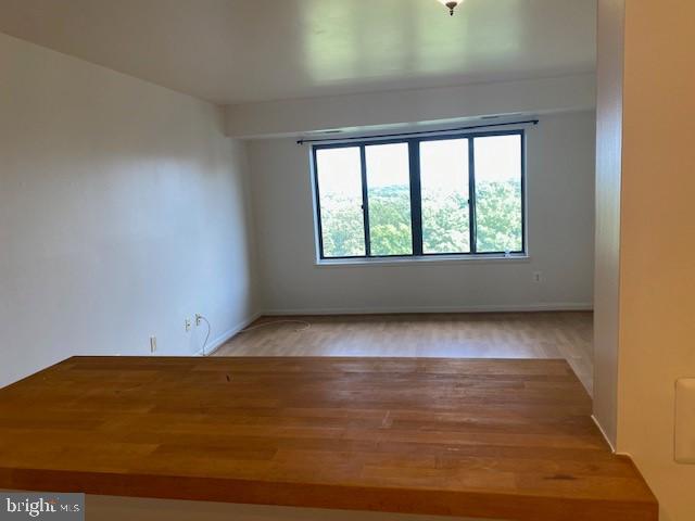 WOODLAKE TOWERS - Residential Lease