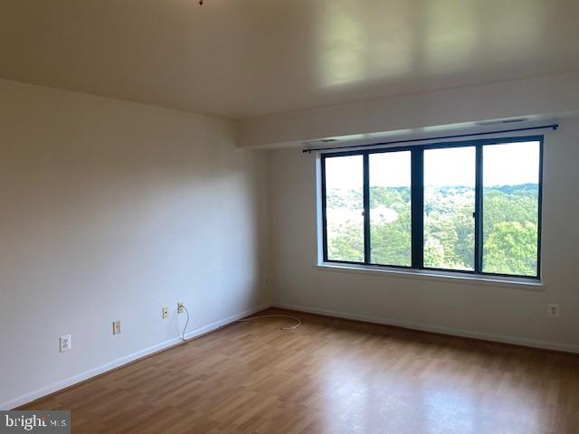 WOODLAKE TOWERS - Residential Lease