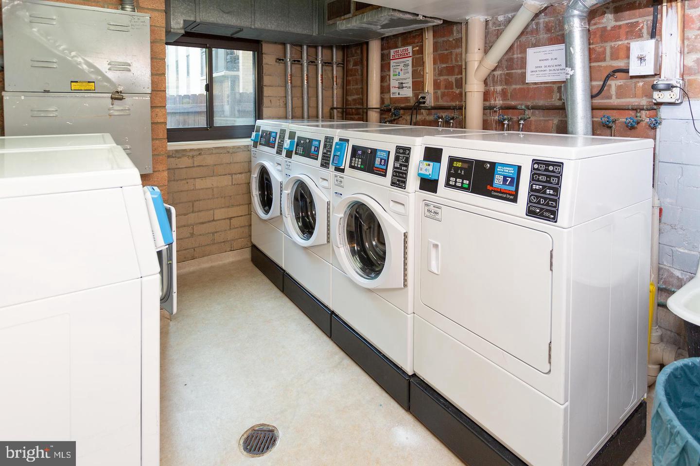 WOODLAKE TOWERS - Residential Lease